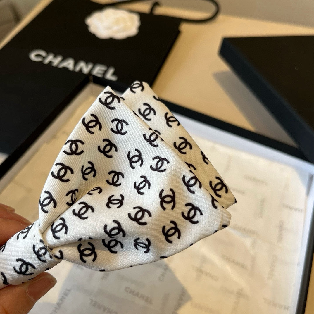 C 25 New bow hair clip