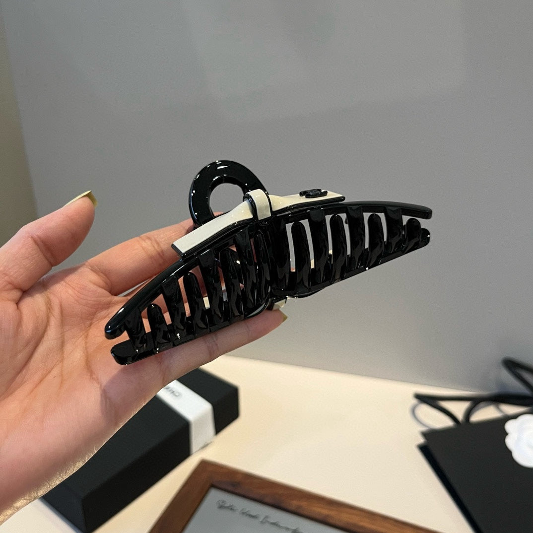 C 25 New hair clip