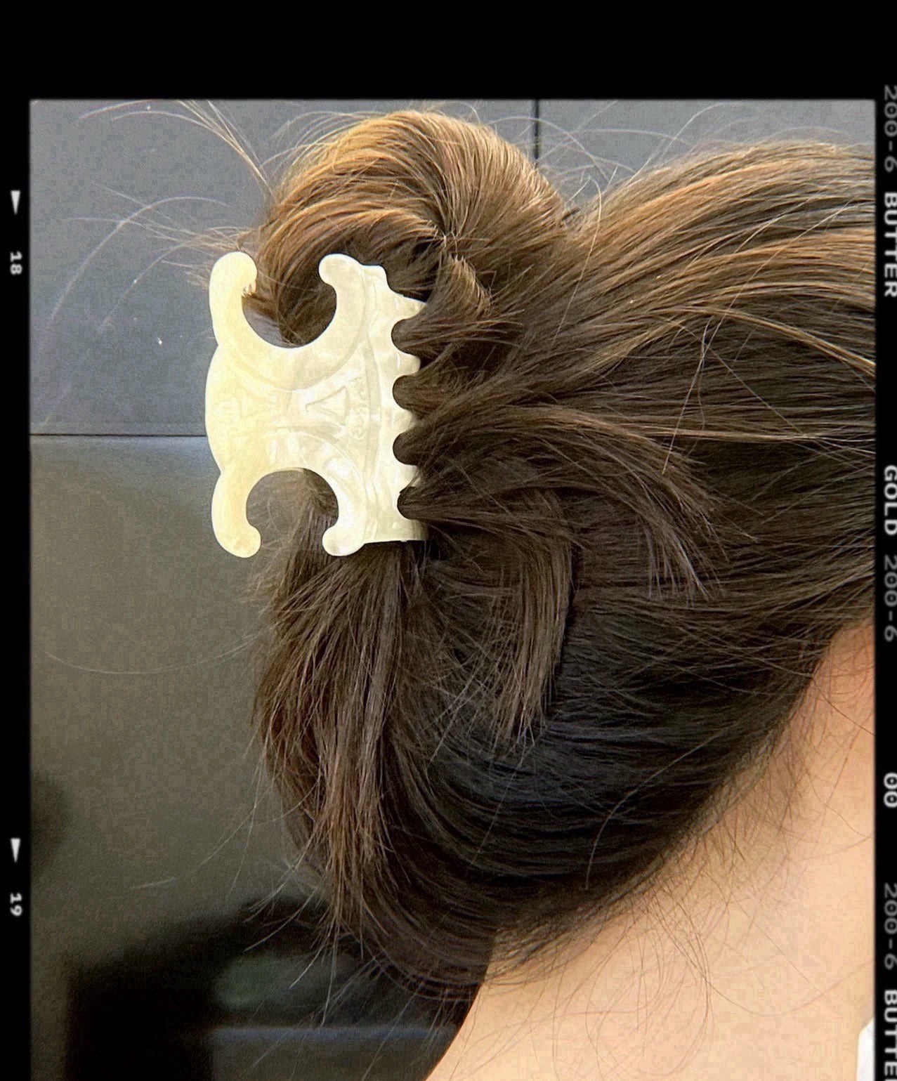 Ce 25 Classic hair clip