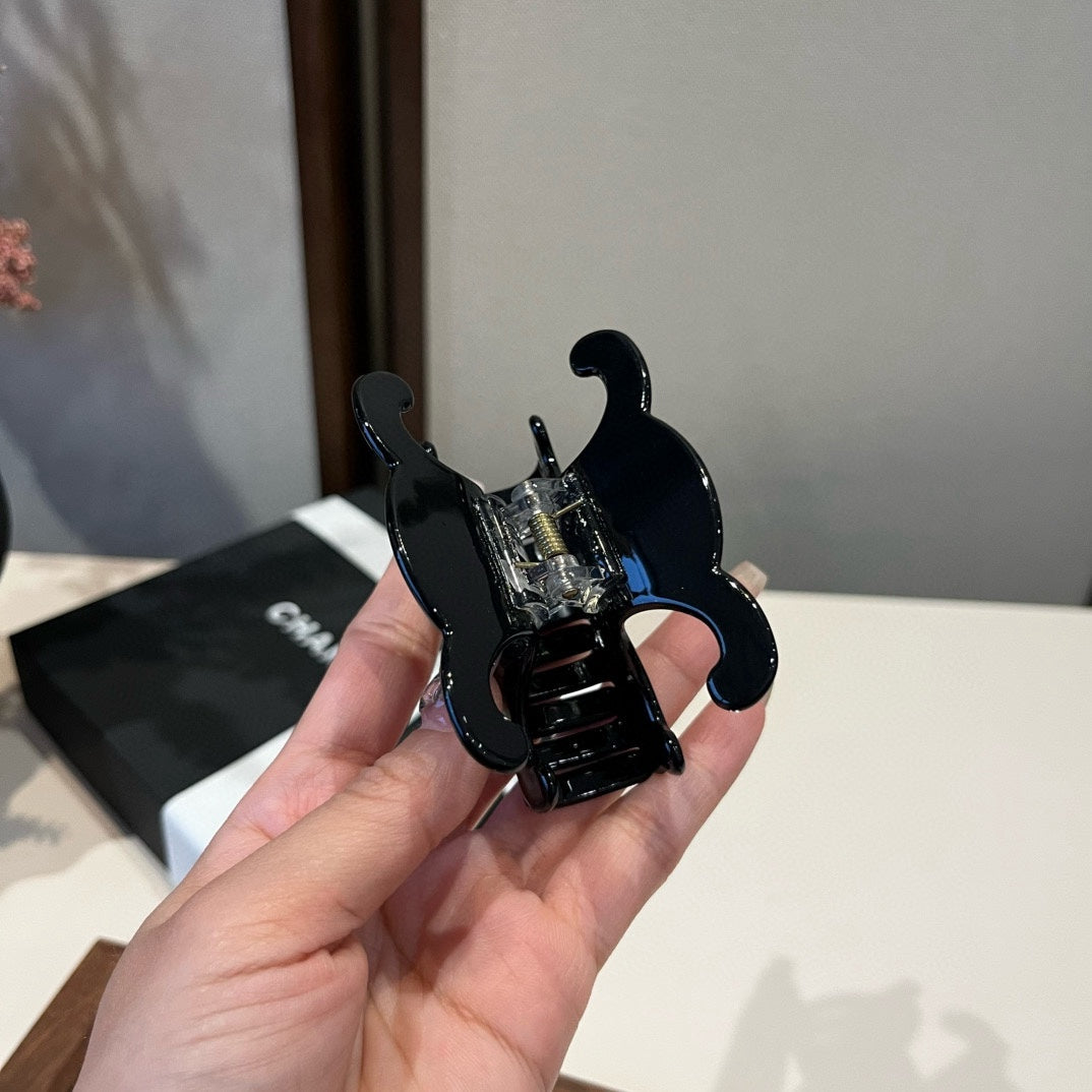 Ce 25 Classic hair clip
