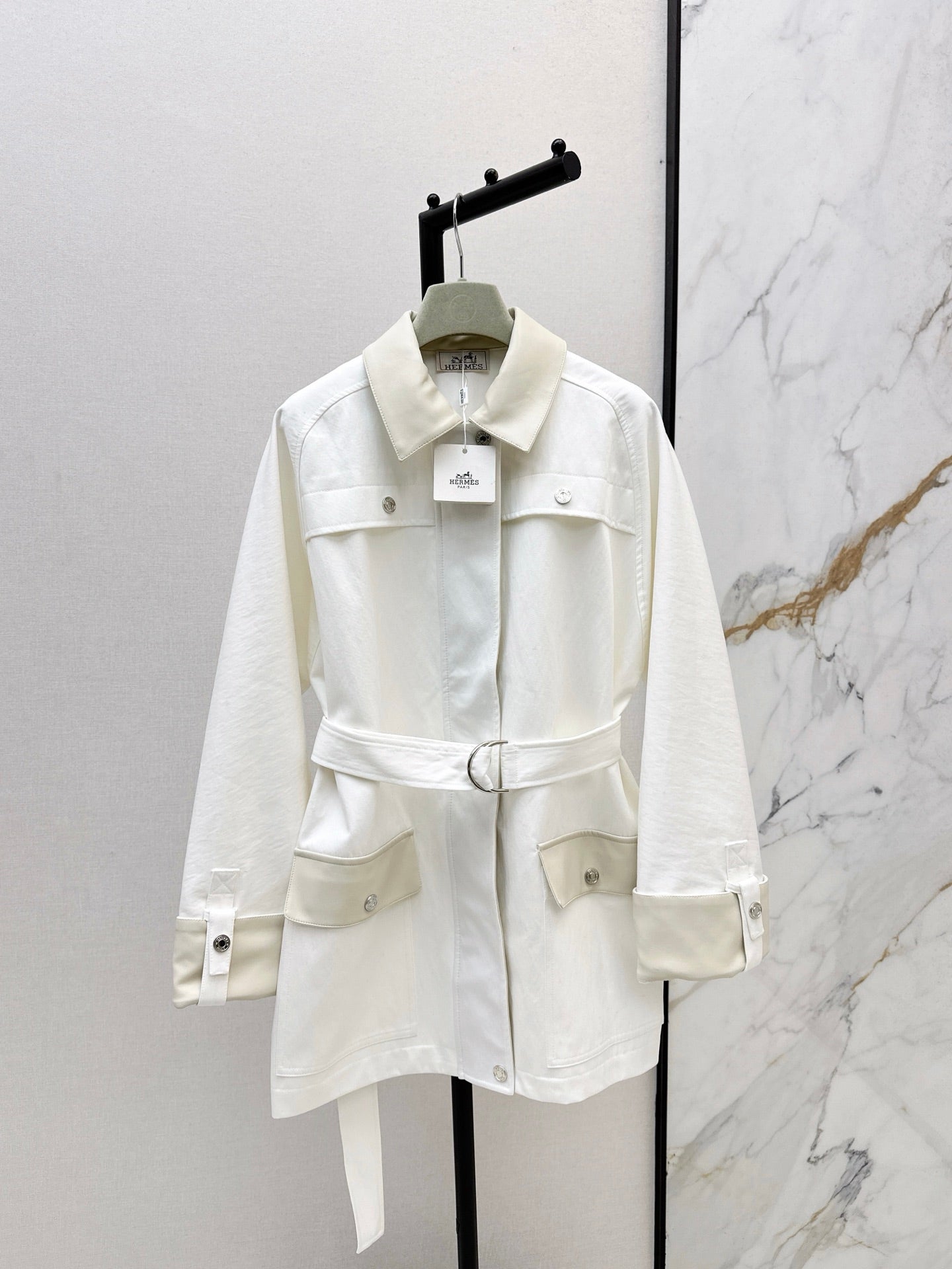 He 25 cargo pocket mid-length windbreaker