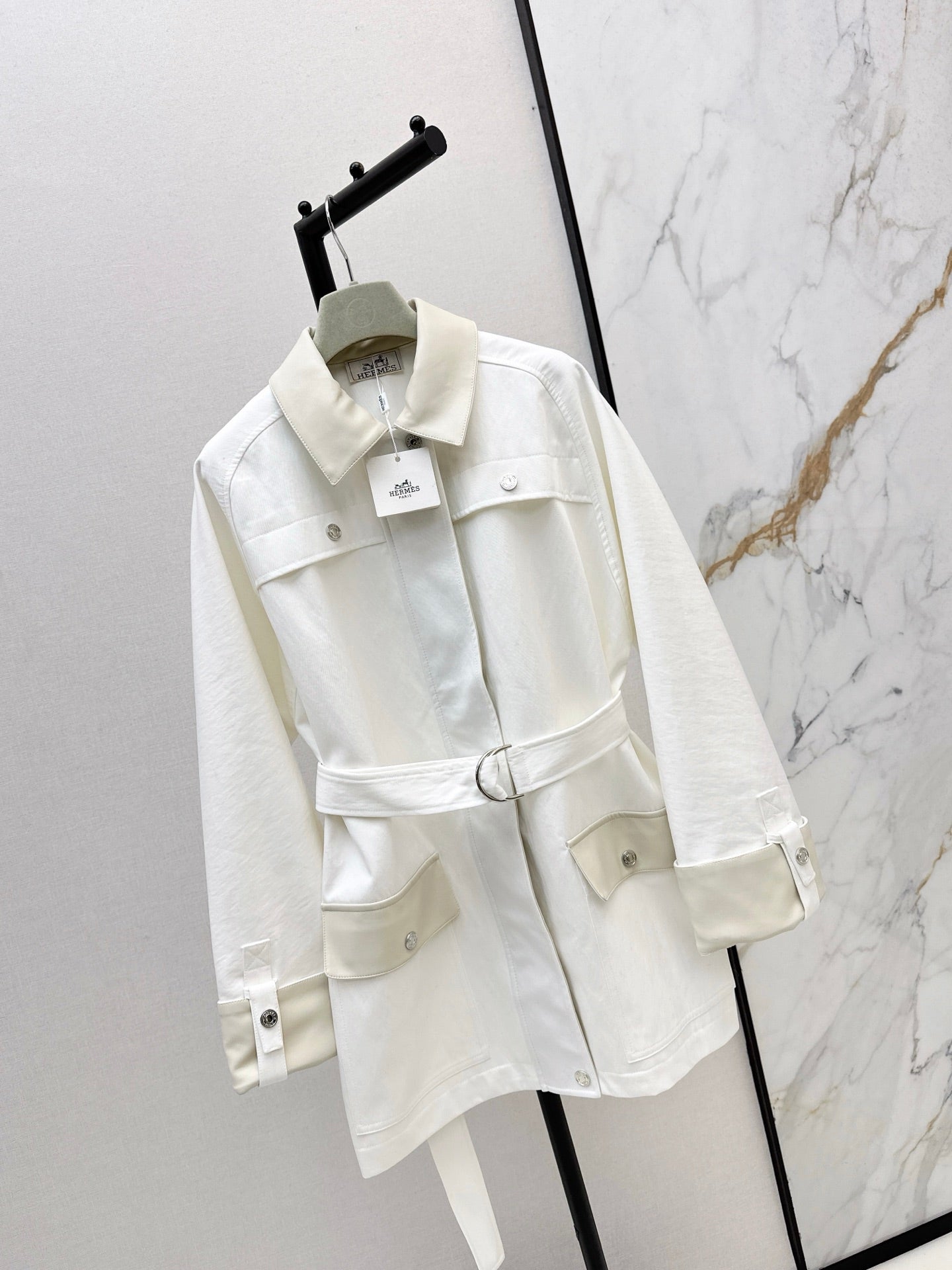 He 25 cargo pocket mid-length windbreaker