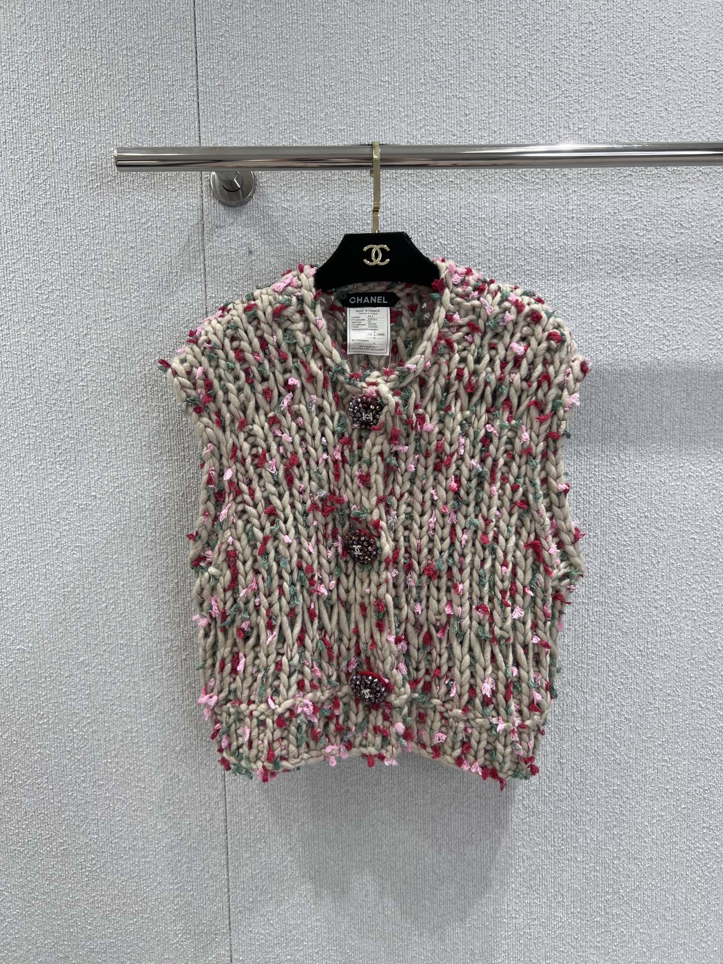 C 25 Vintage chunky needle three-button vest