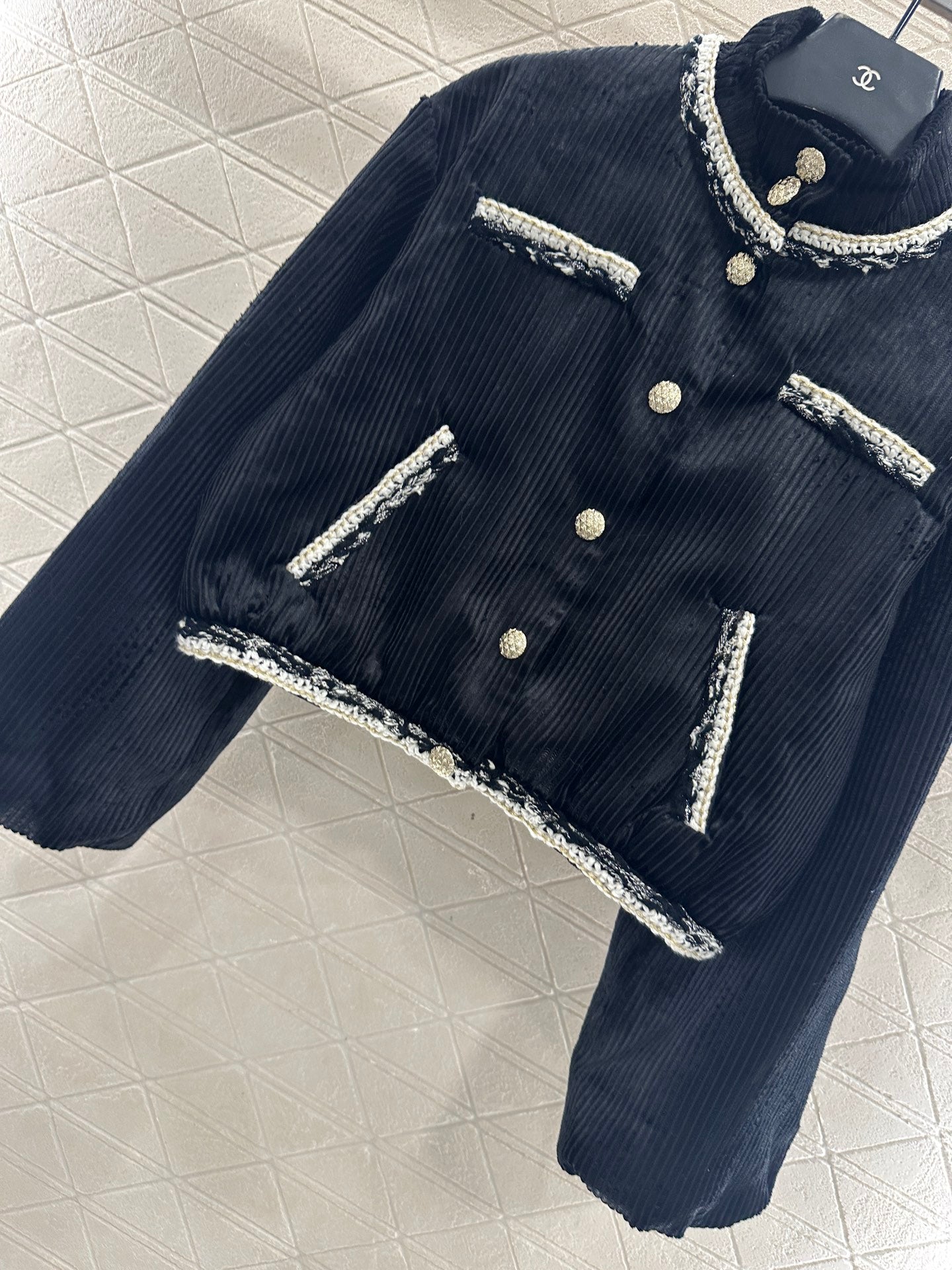 C 25 hem corduroy jacket