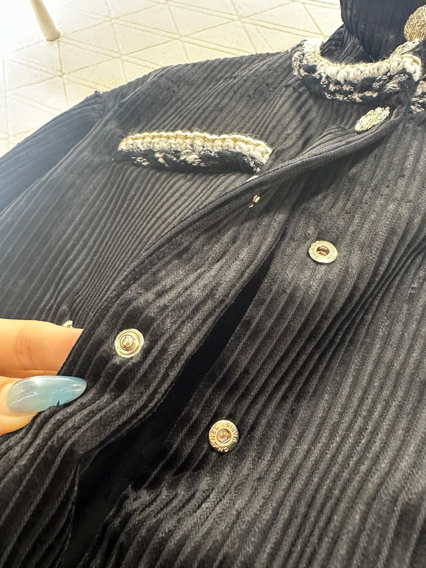 C 25 hem corduroy jacket