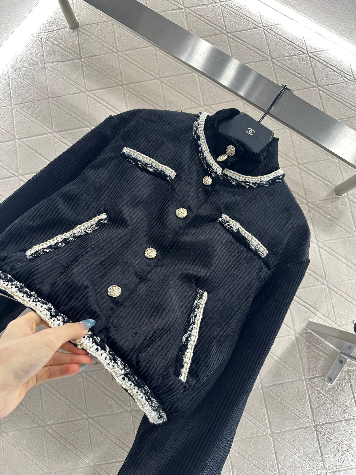 C 25 hem corduroy jacket