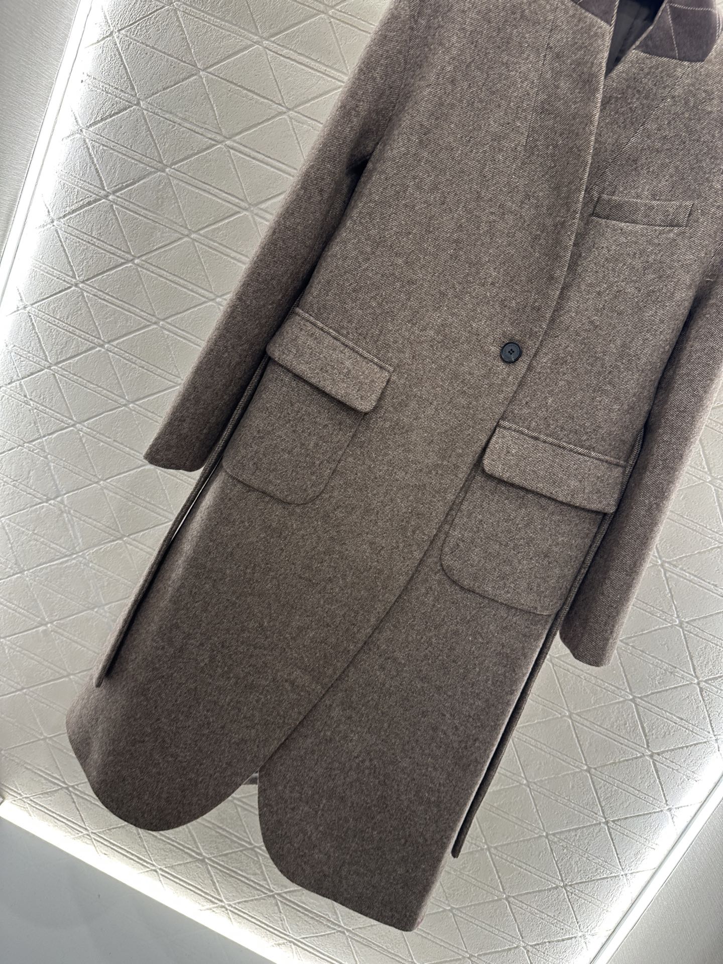Bru 25 Belted long wool coat