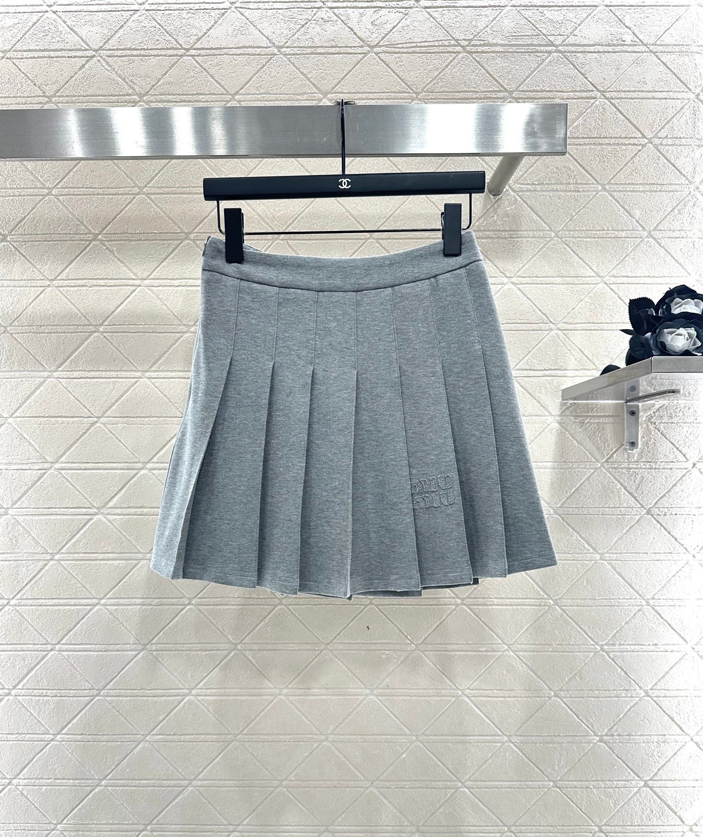 Mi 25 Baseball Jacket Pleated Skirt Set