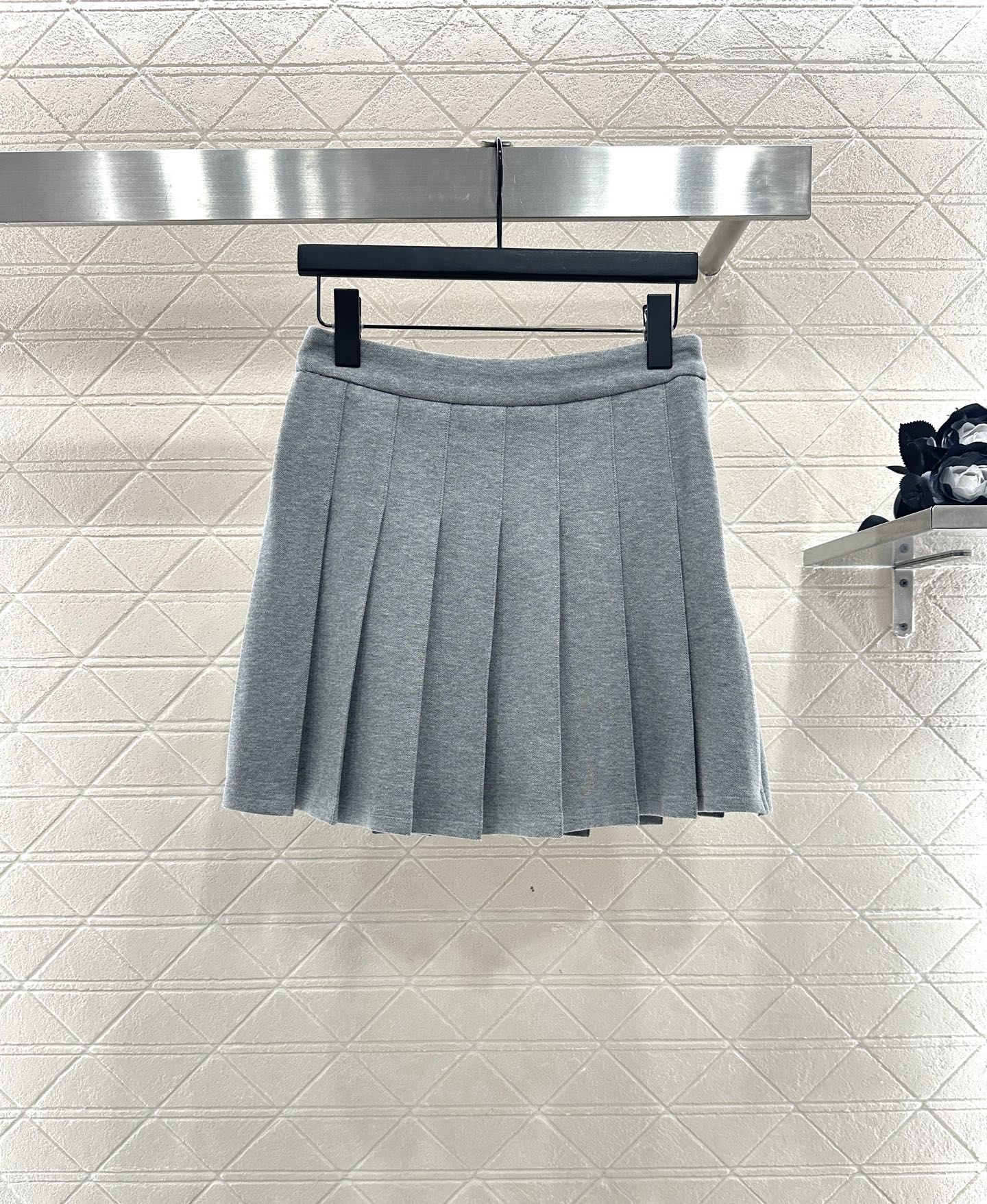 Mi 25 Baseball Jacket Pleated Skirt Set