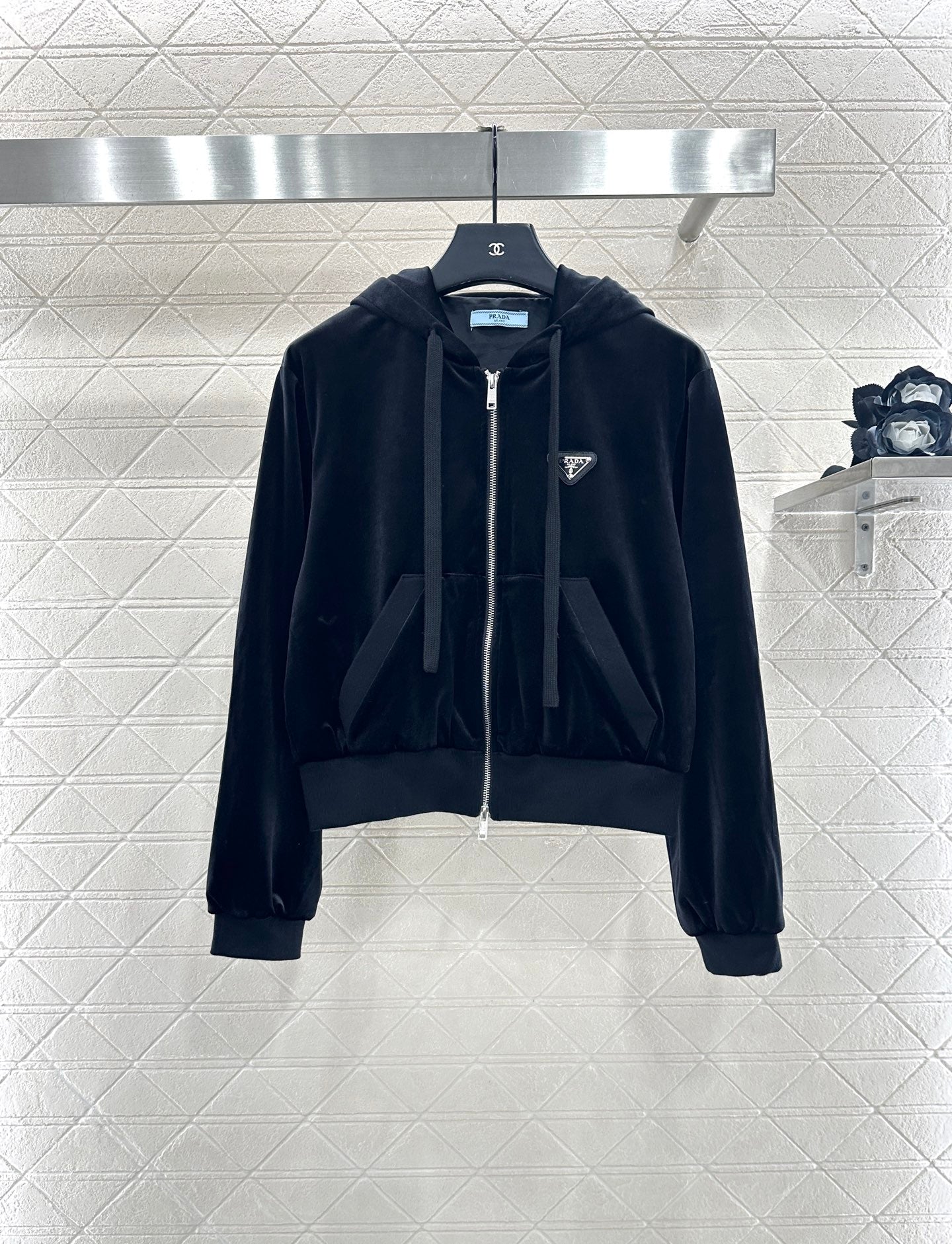 Pr 25 Hooded velvet jacket + trousers set