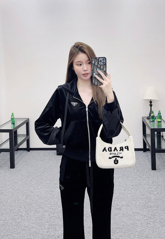 Pr 25 Hooded velvet jacket + trousers set