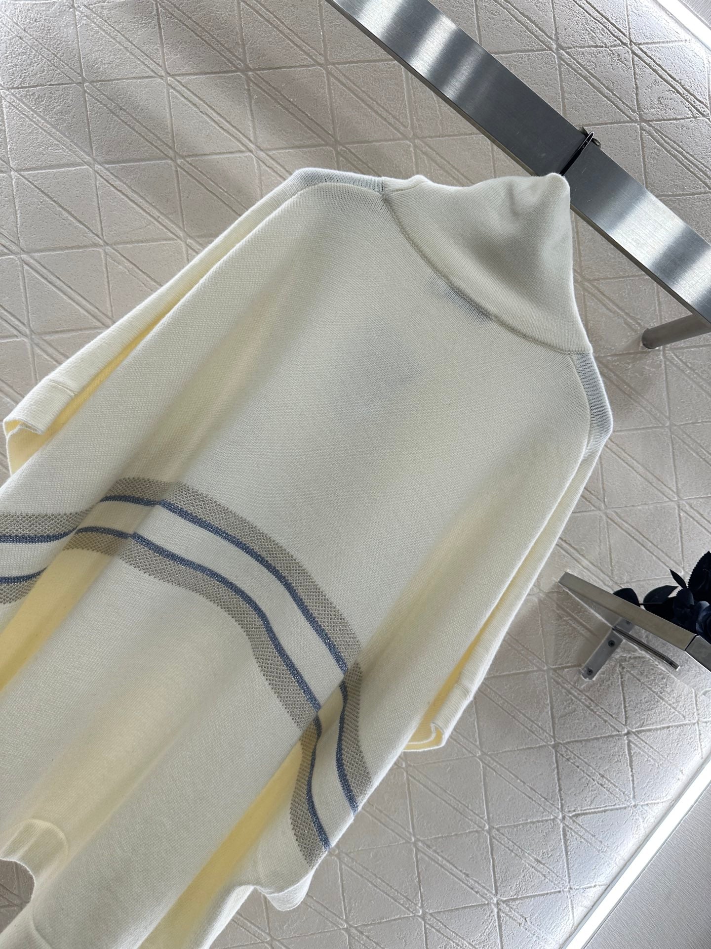 Dio 25 High-neck knitted wool and cashmere cape