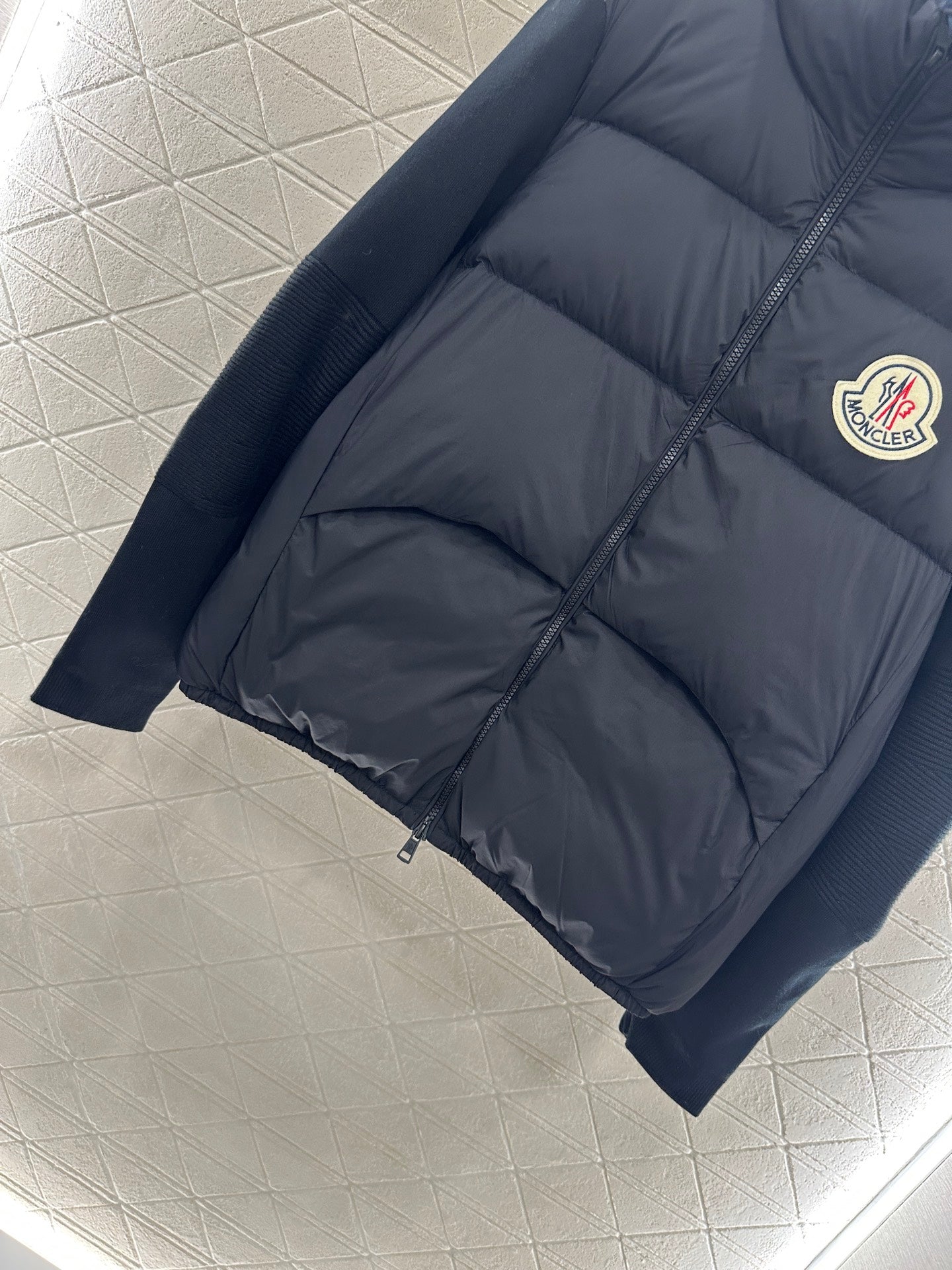 Mon 25fw paneled stand-up collar down jacket