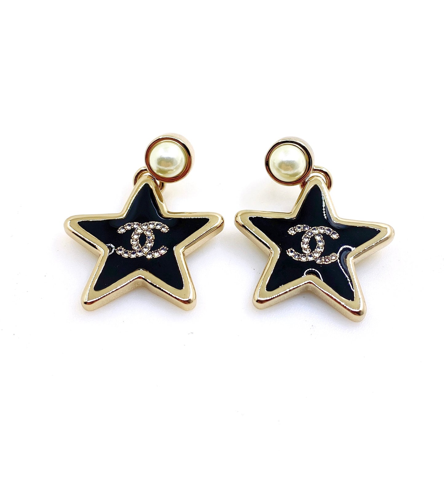 C 25 Resin five-pointed star earrings