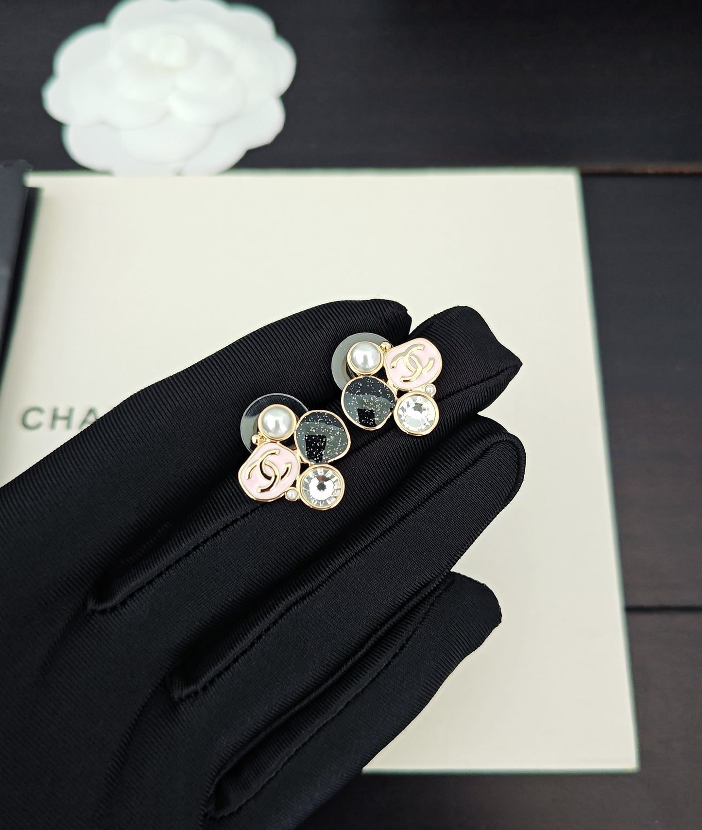 C 25 Pink + black earrings