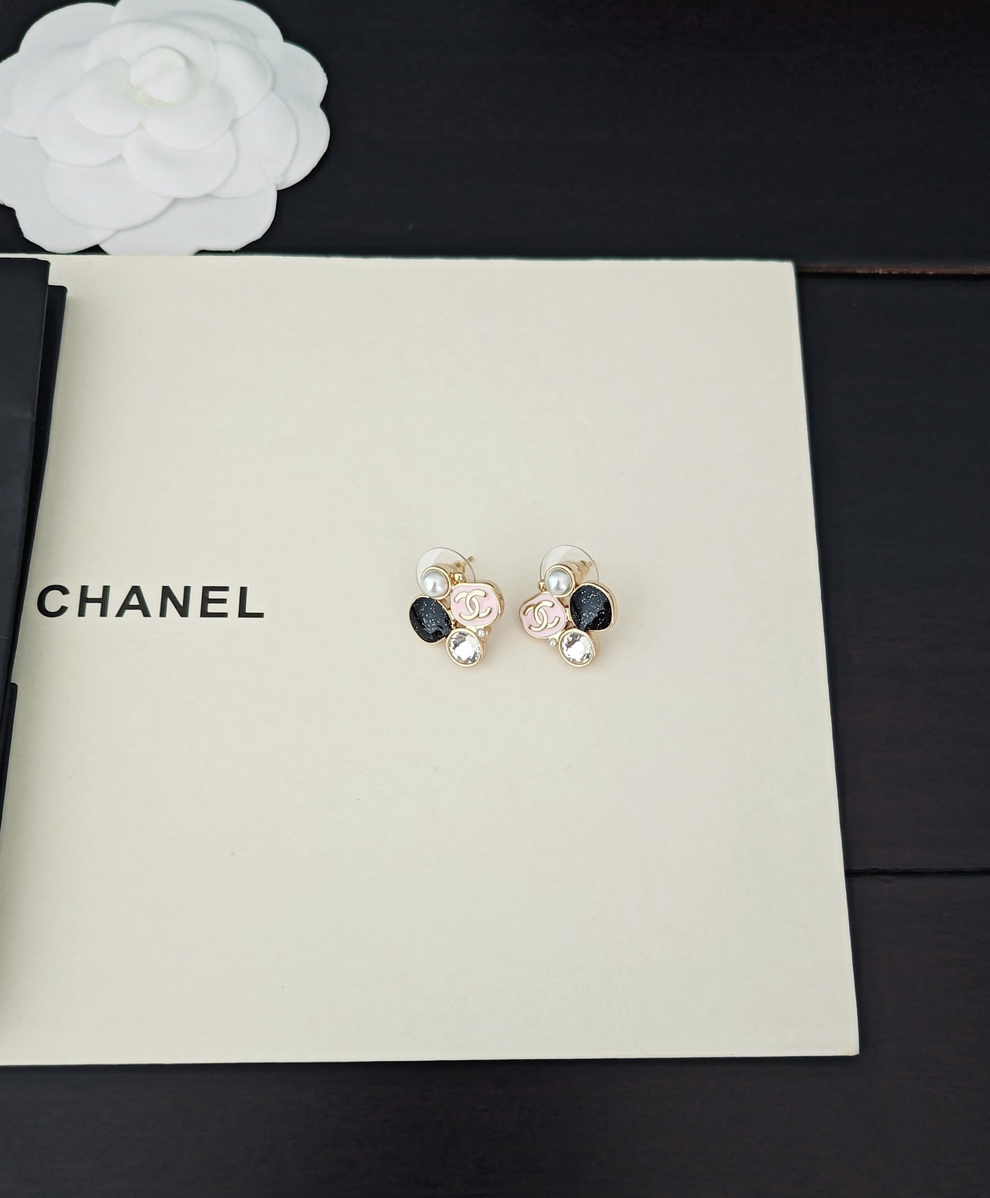 C 25 Pink + black earrings