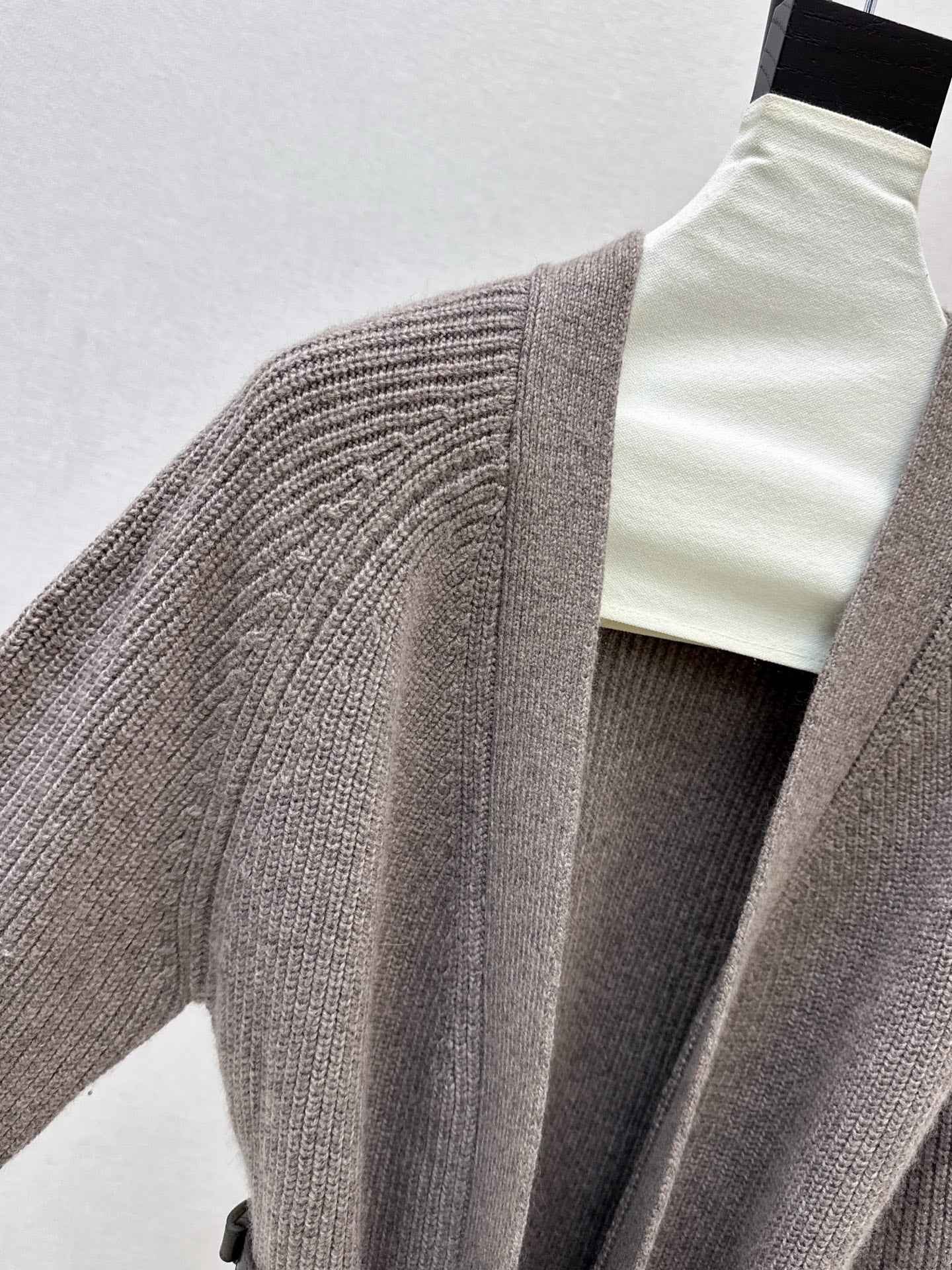 He 25 mid-length knitted wool coat(GRAY/BROWN)