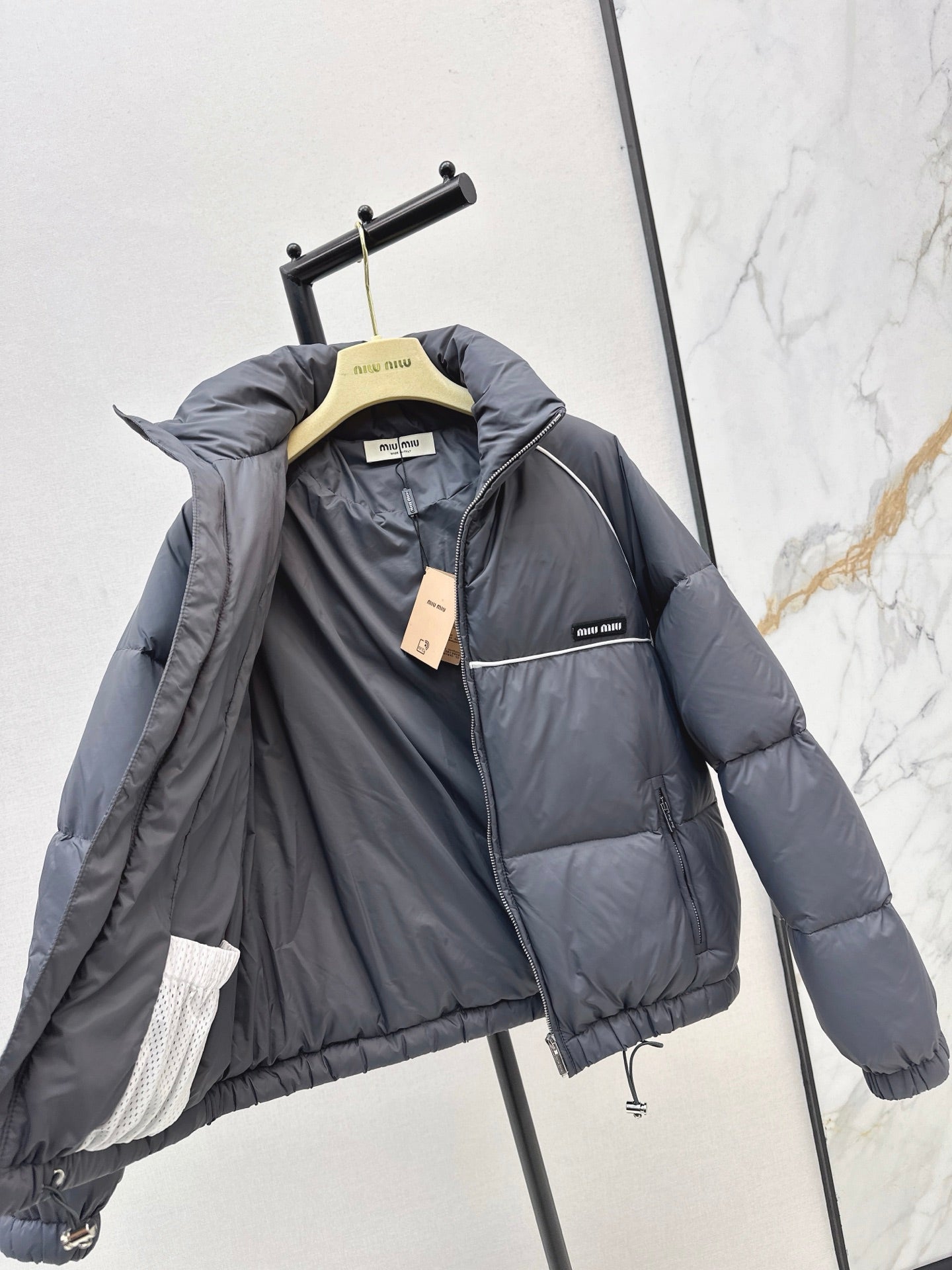 Mi 25 Embroidered down jacket