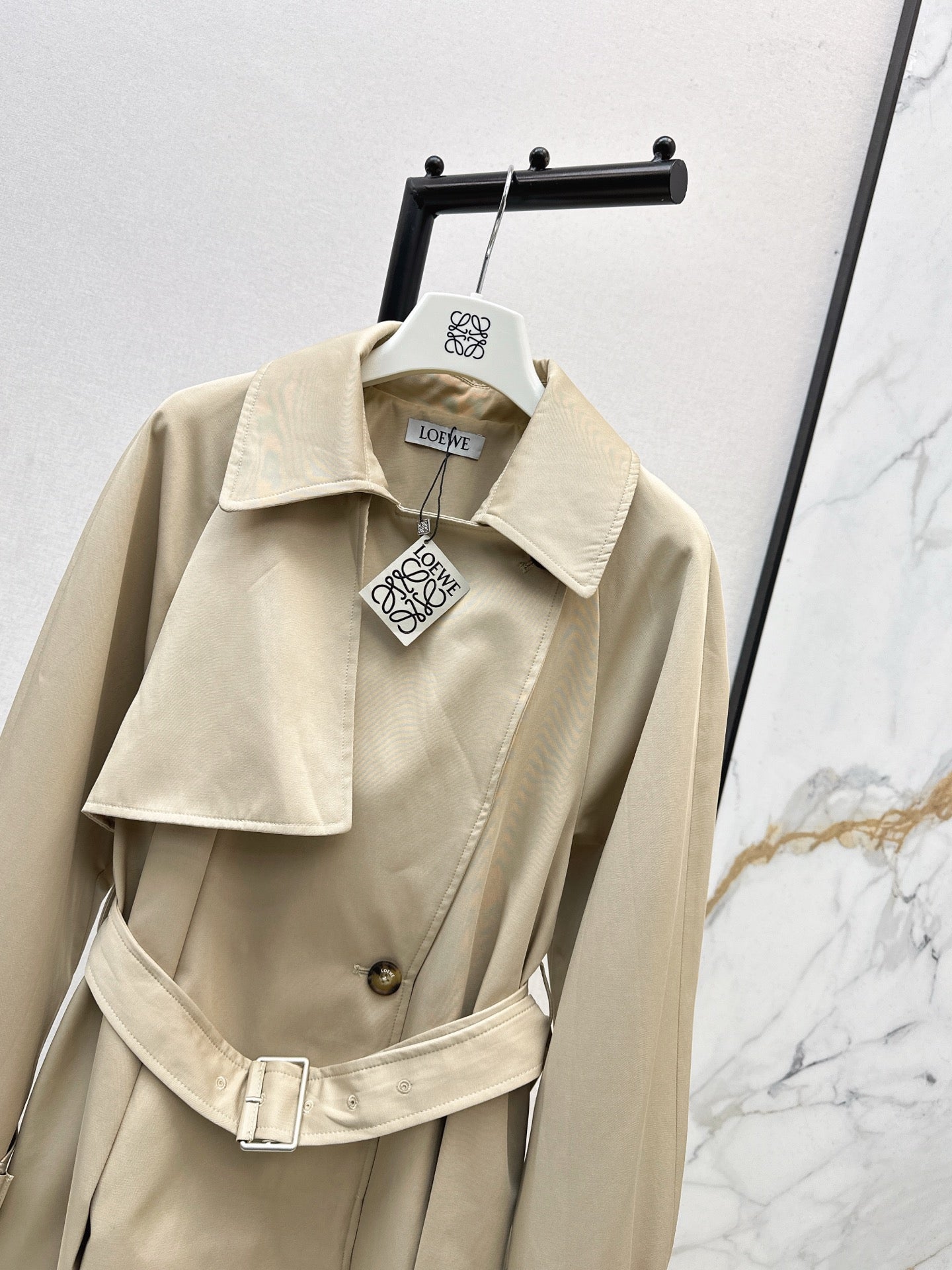 Lo 25 New Short Windbreaker Jacket