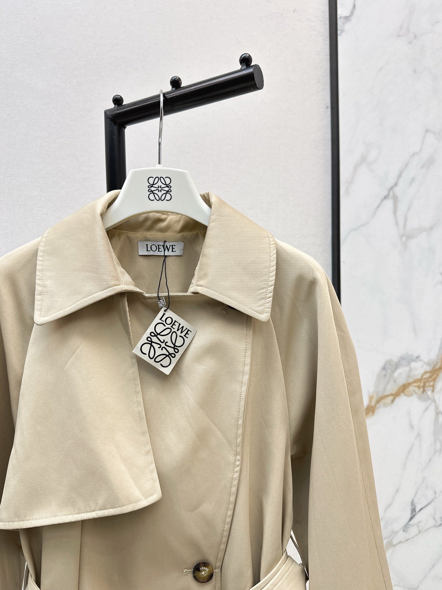 Lo 25 New Short Windbreaker Jacket