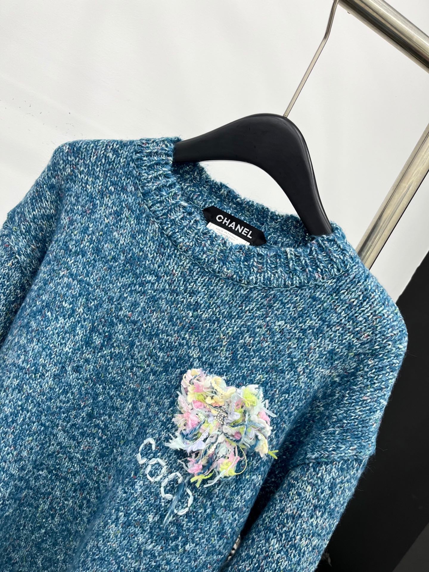C 25 Vintage Crochet Cashmere Sweater