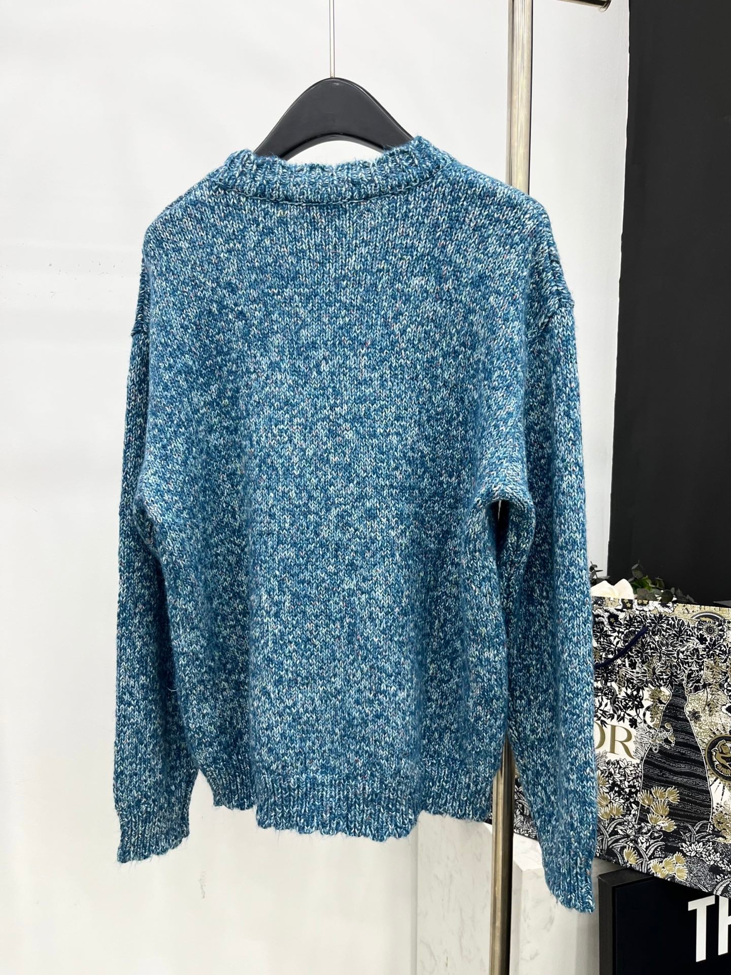 C 25 Vintage Crochet Cashmere Sweater