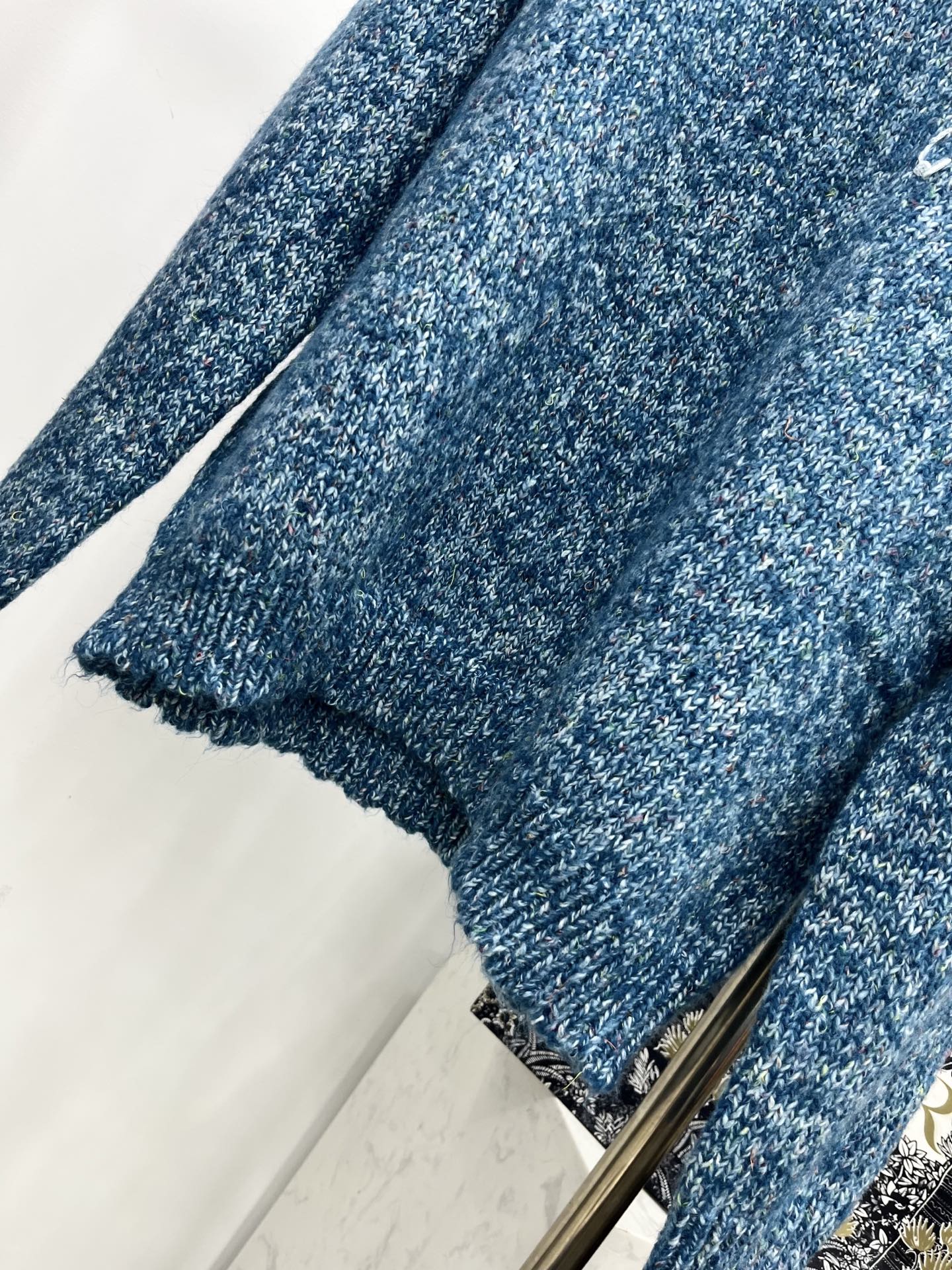 C 25 Vintage Crochet Cashmere Sweater