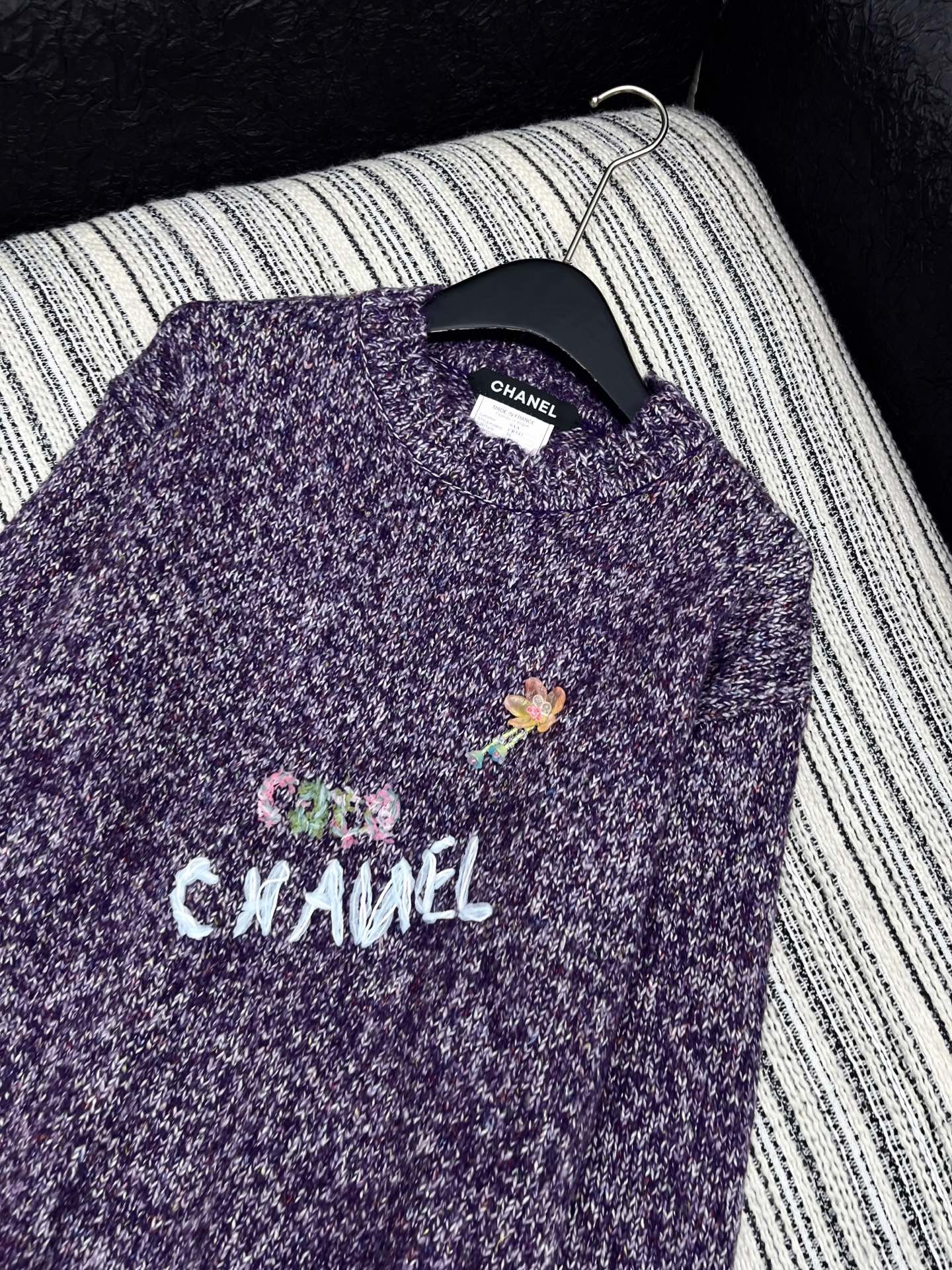 C 25 Vintage Crochet Cashmere Sweater