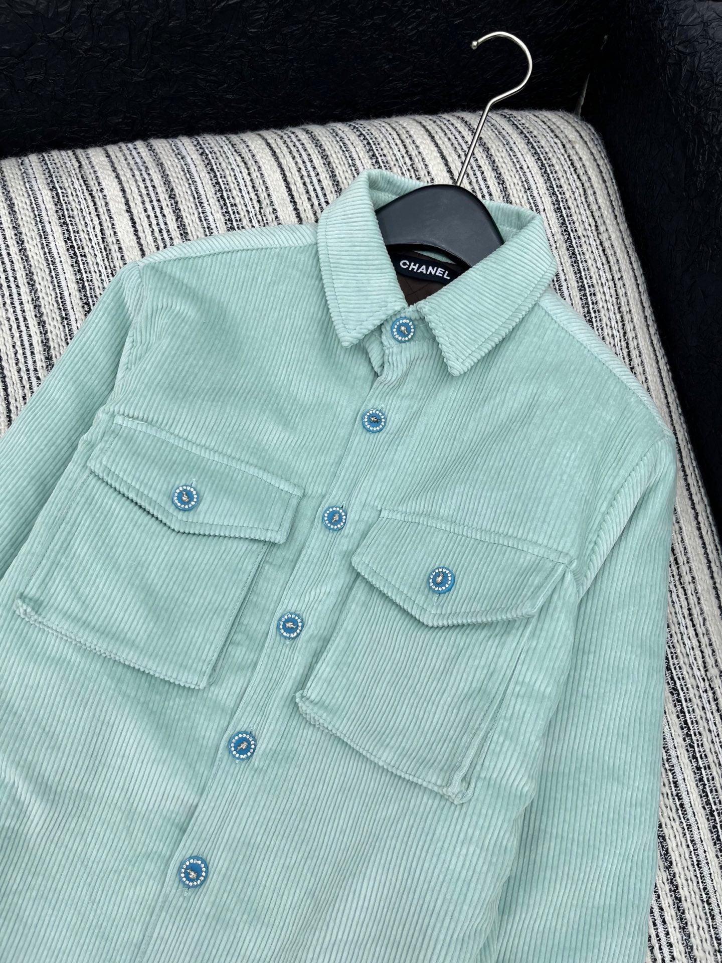 C 25 Vintage Button Corduroy Puffer Jacket(BEIGI/GREEN)