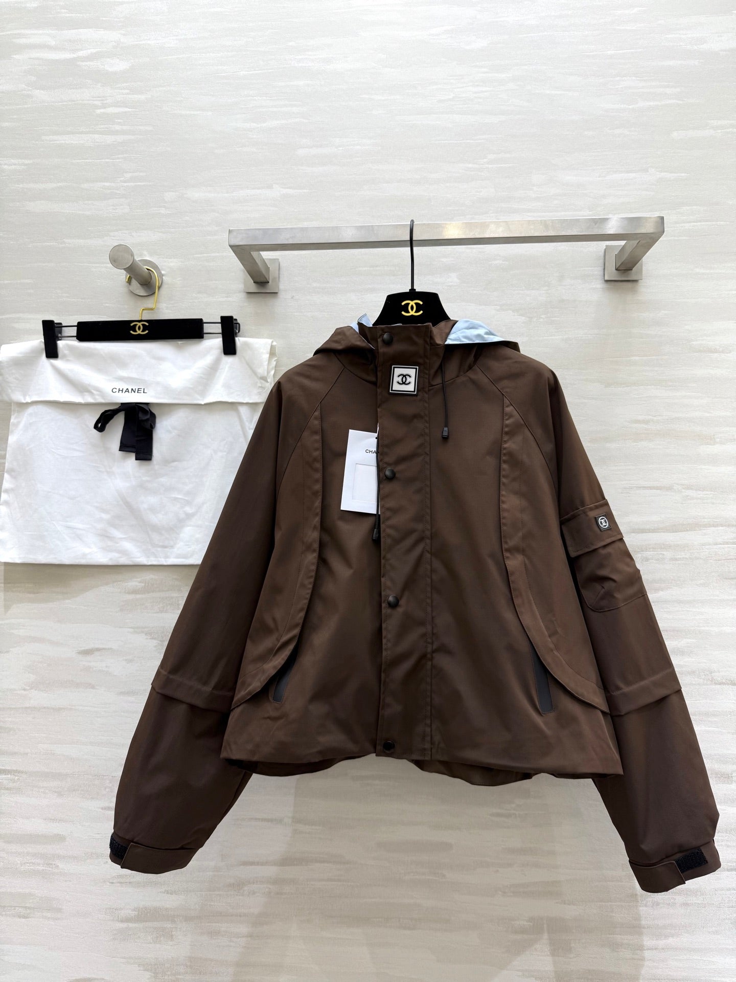 C 25 Vintage Hooded Cropped Jacket