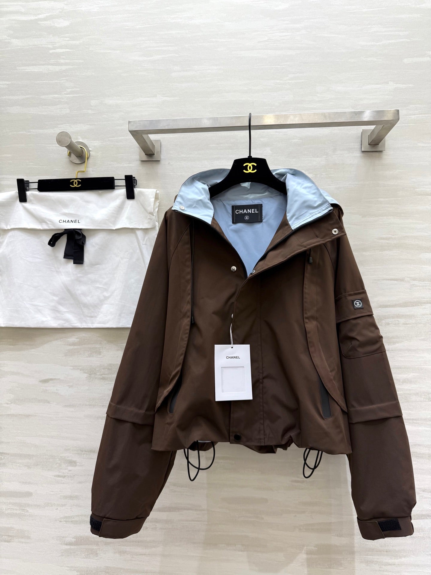 C 25 Vintage Hooded Cropped Jacket