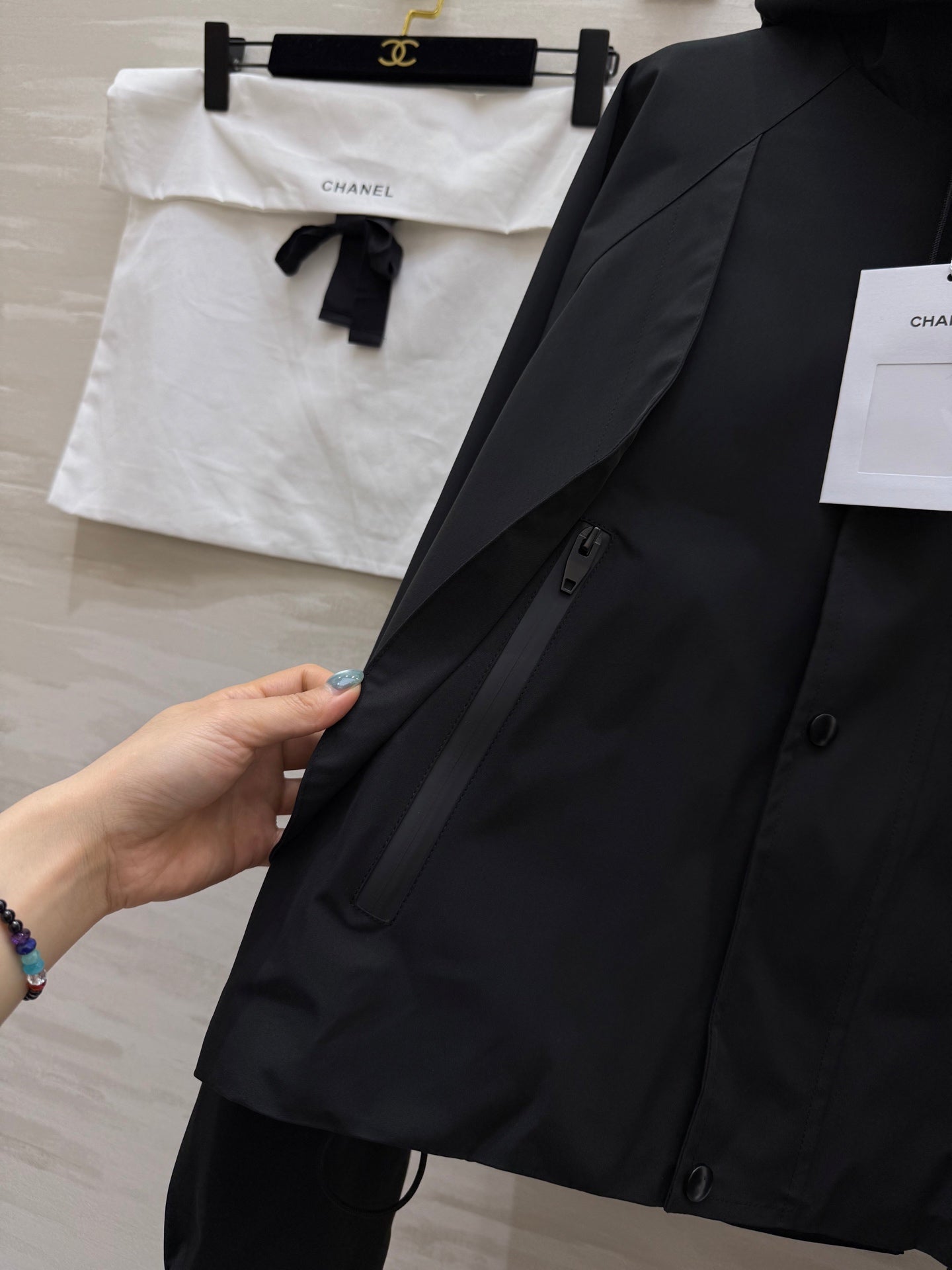 C 25 Vintage Hooded Cropped Jacket