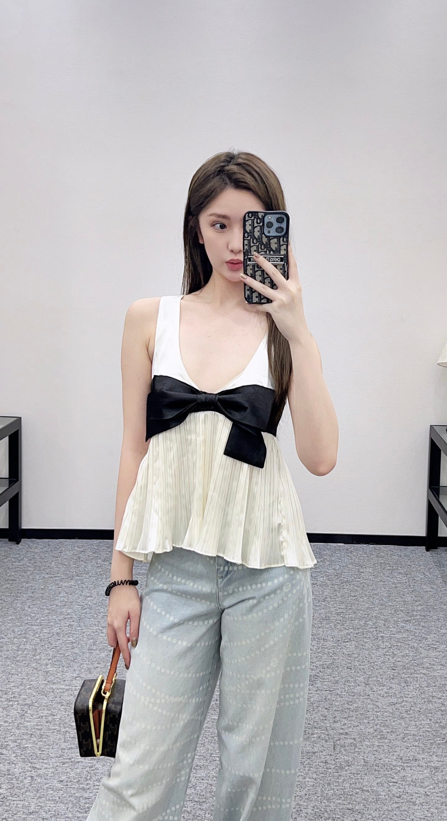 C 25 Bowknot Deep V Tank Top