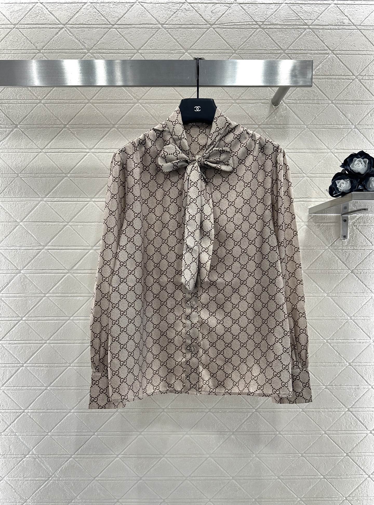 Gu 25 Lace-up printed shirt