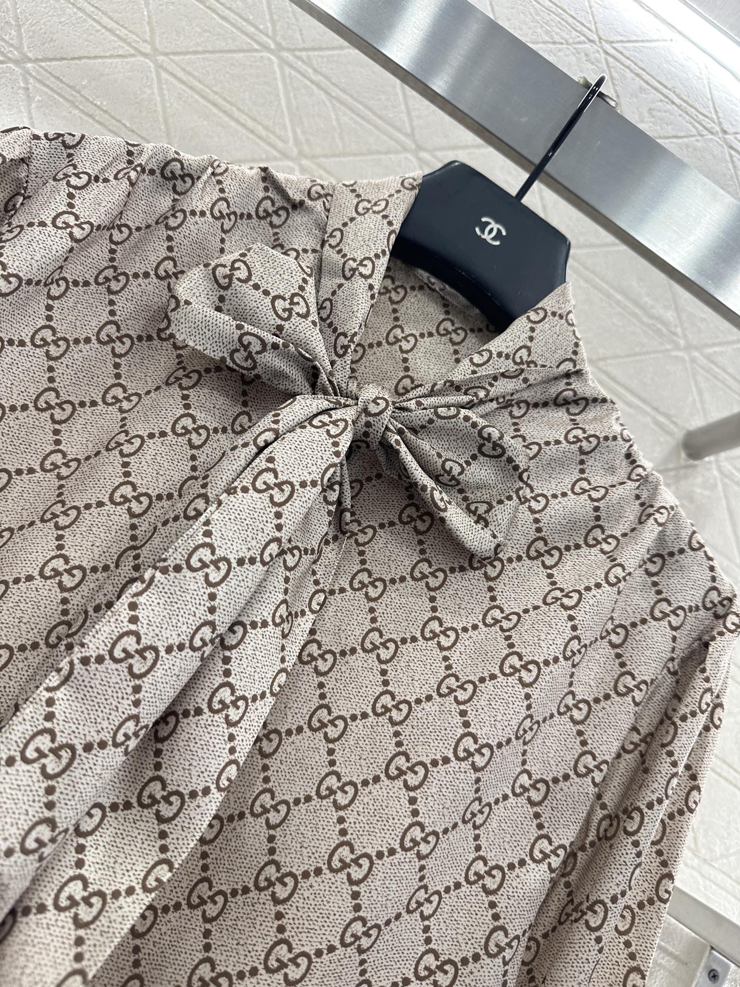 Gu 25 Lace-up printed shirt