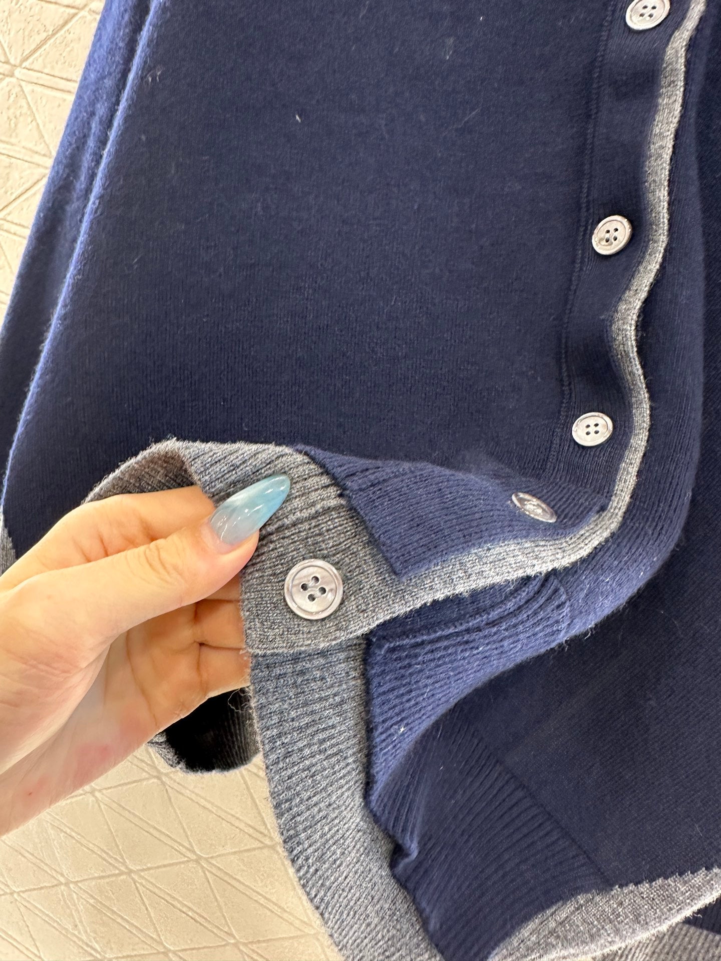 Mi 25 Fake two-piece knitted wool and cashmere cardigan
