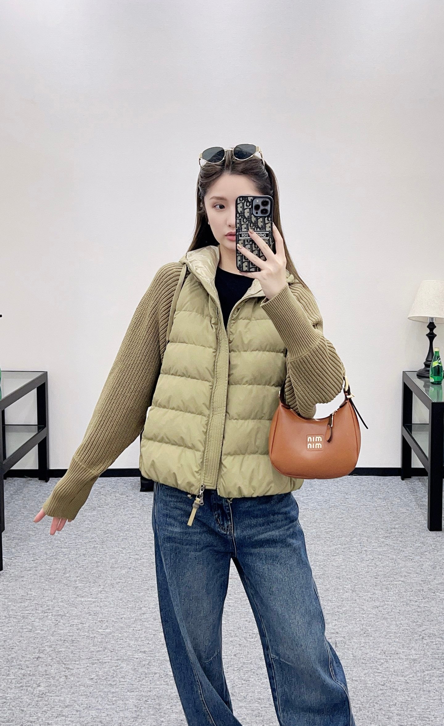 Bru 25 Knitted wool hooded down jacket