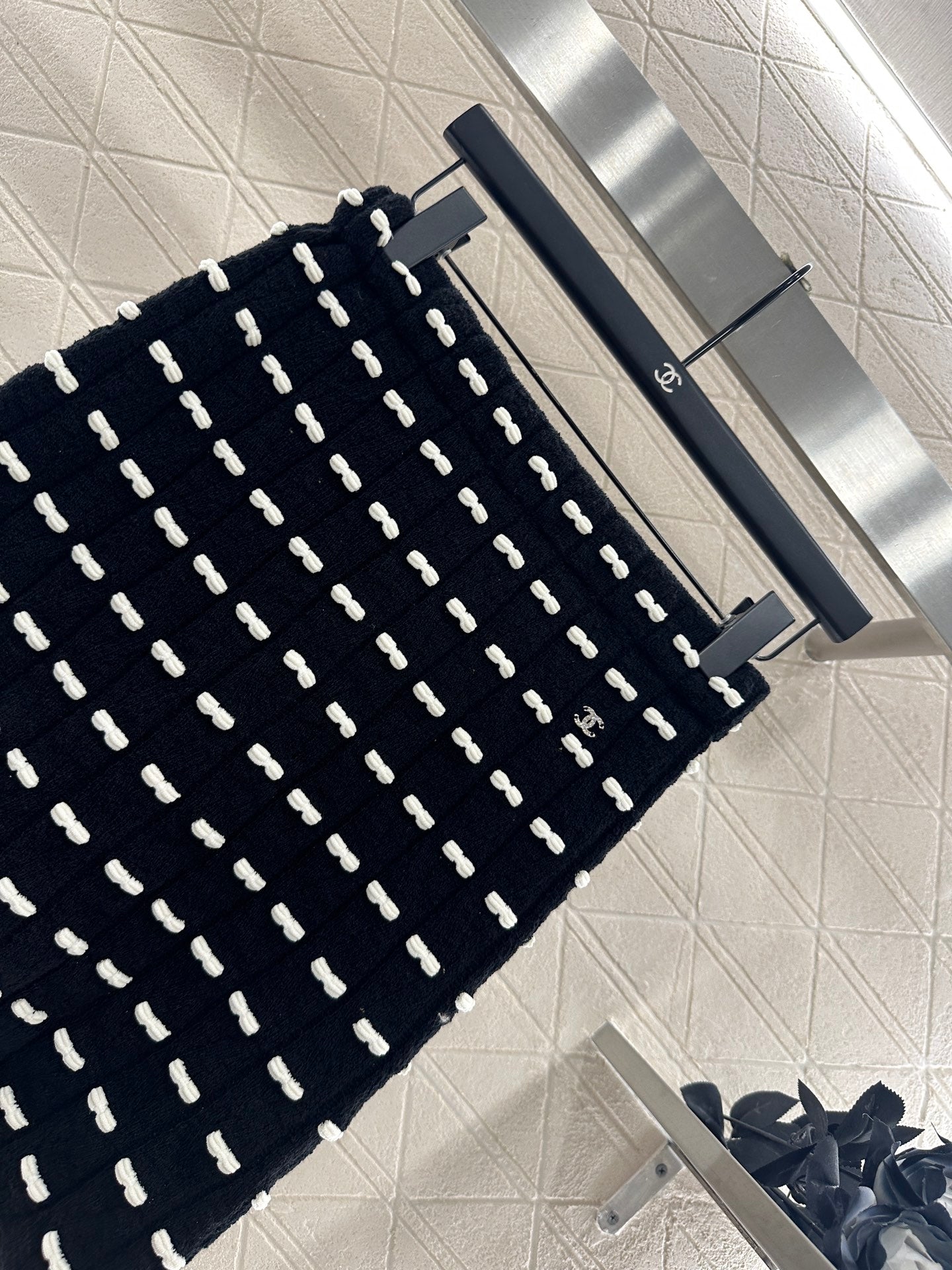 C 25 Bow Knitted Wool Skirt