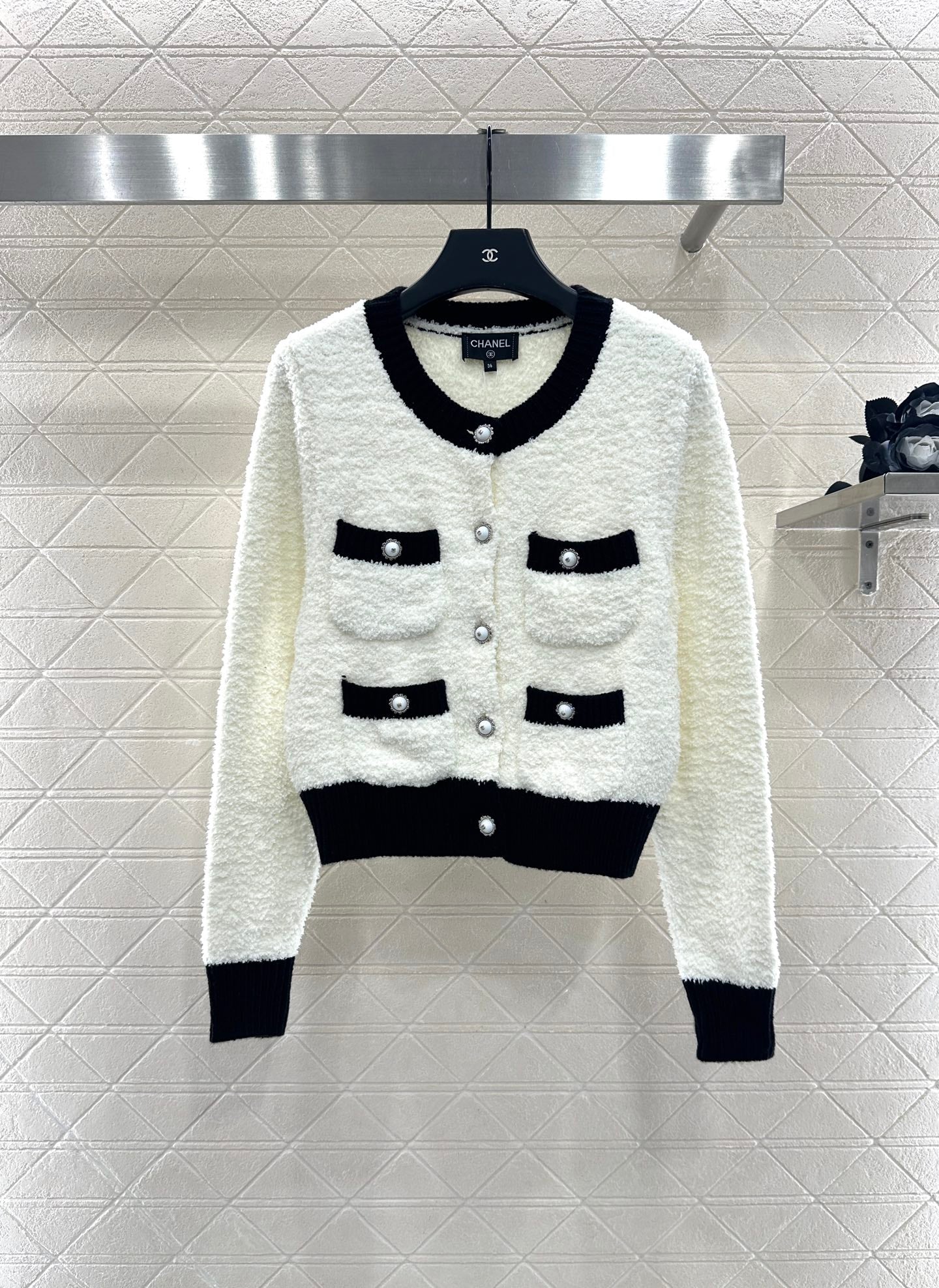 C 25 Knitted wool cardigan