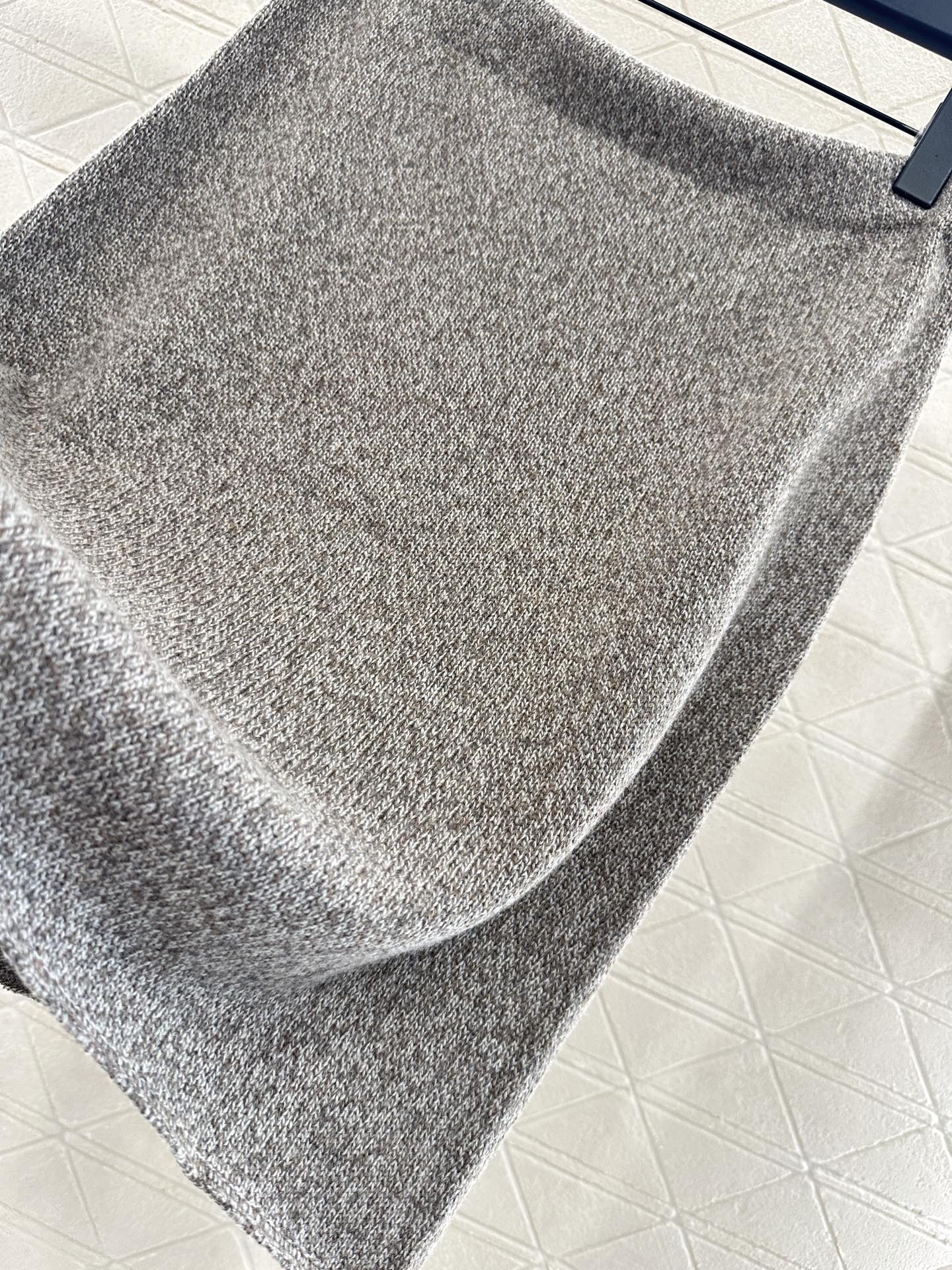 Mi 25 Wool knitted skirt