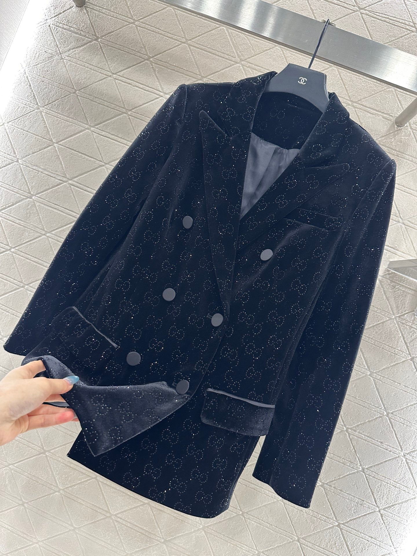 Gu 25 Velvet rhinestone suit jacket