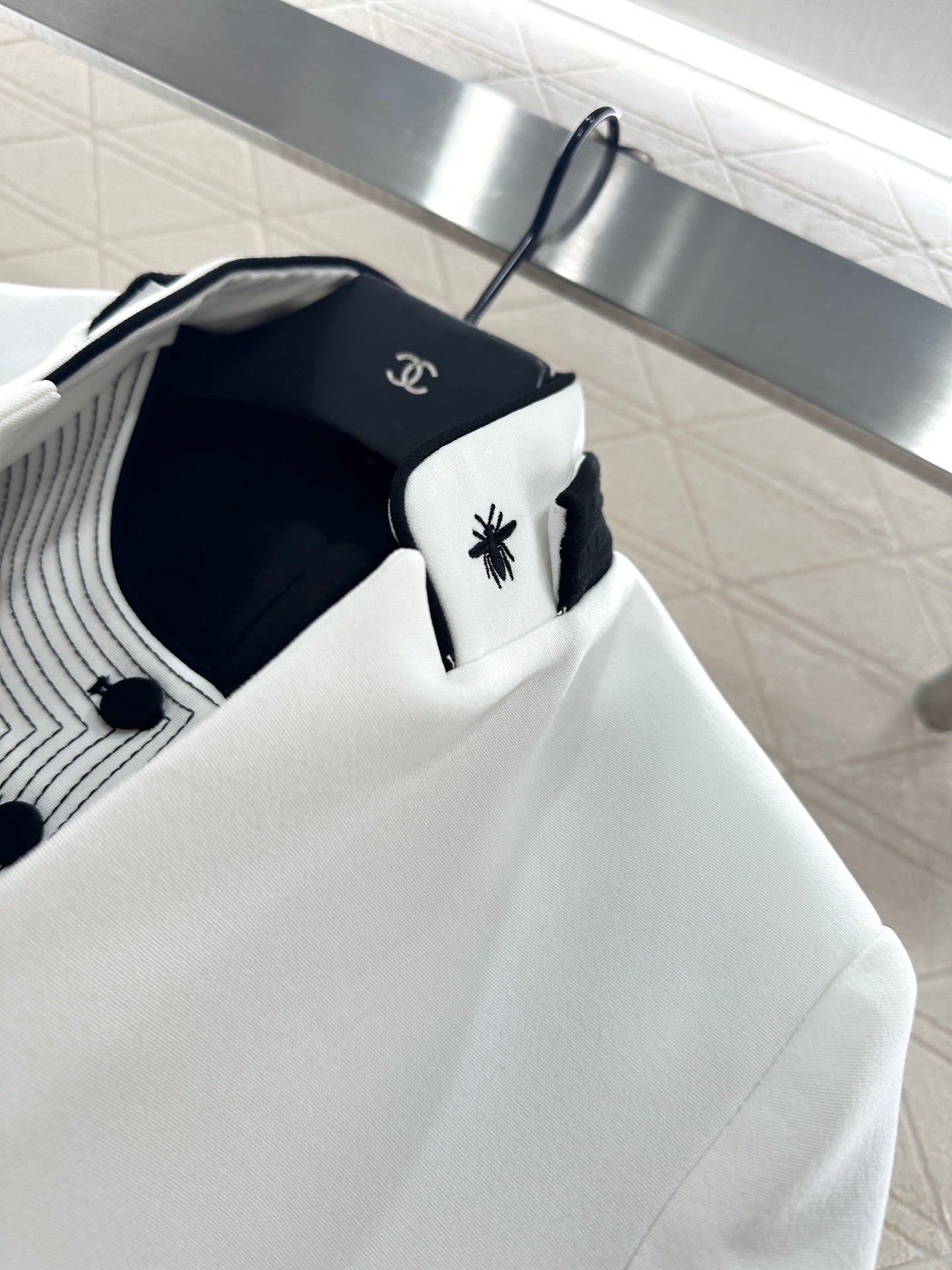 Di 25 Stand collar slim fit fake two piece jacket