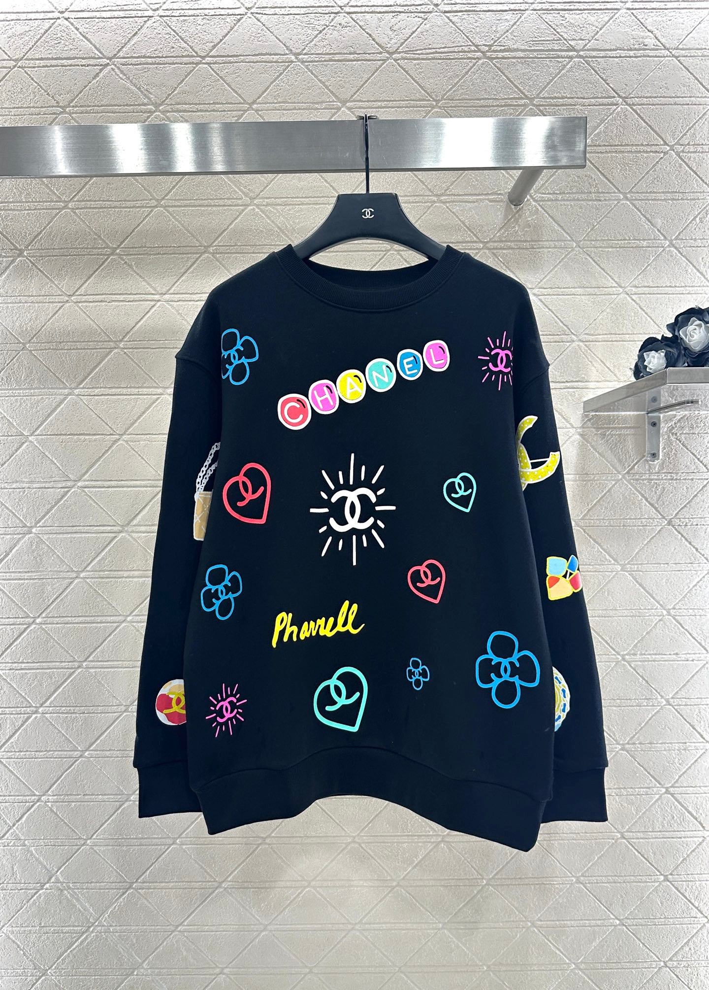 C 25 Hand-painted colorful print lettering sweatshirt