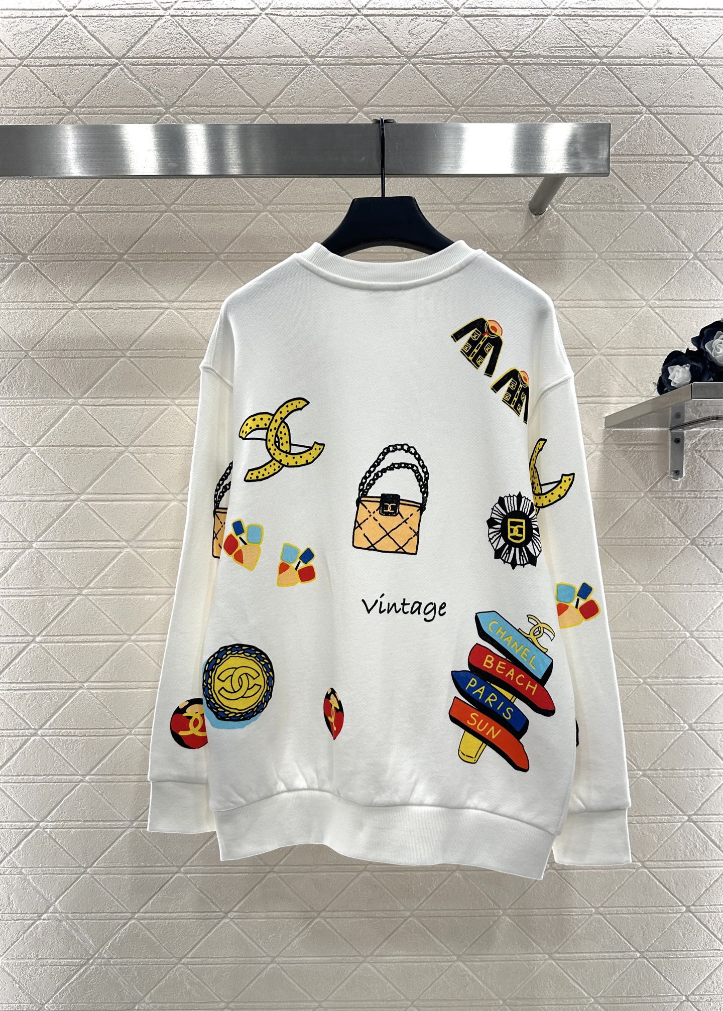 C 25 Hand-painted colorful print lettering sweatshirt