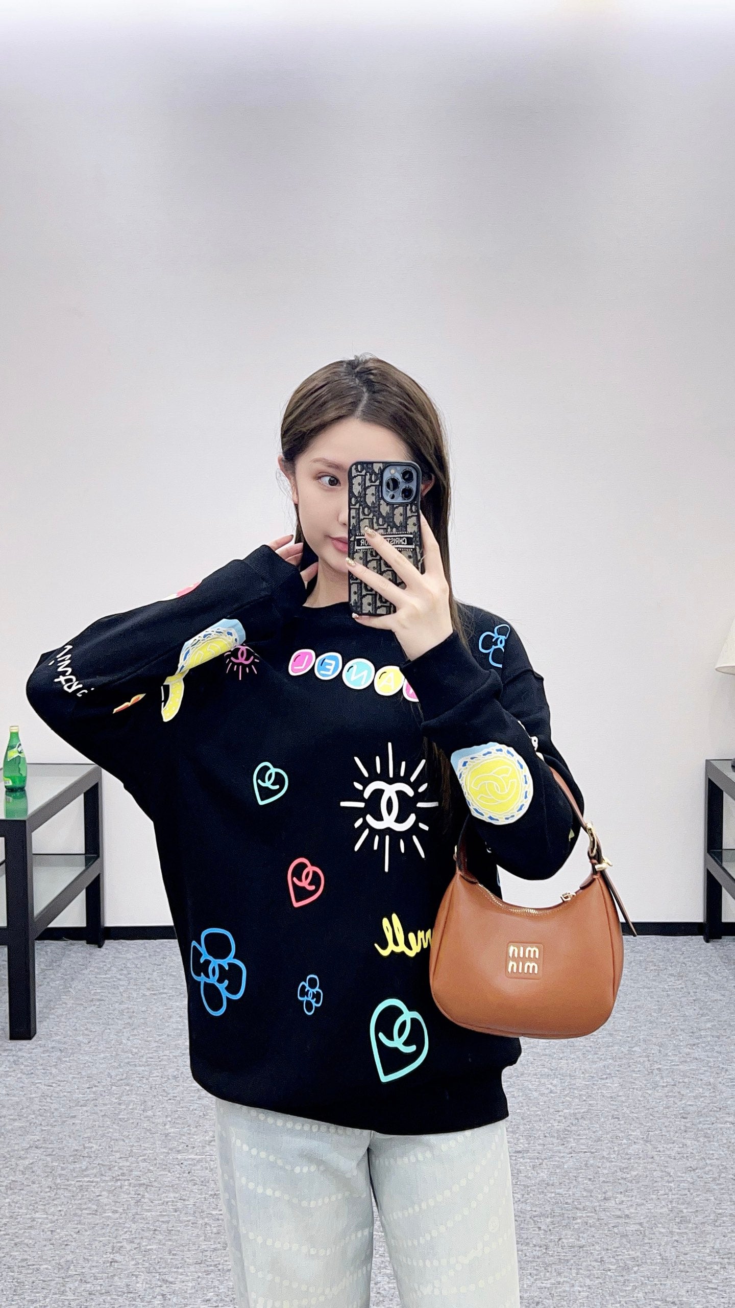 C 25 Hand-painted colorful print lettering sweatshirt