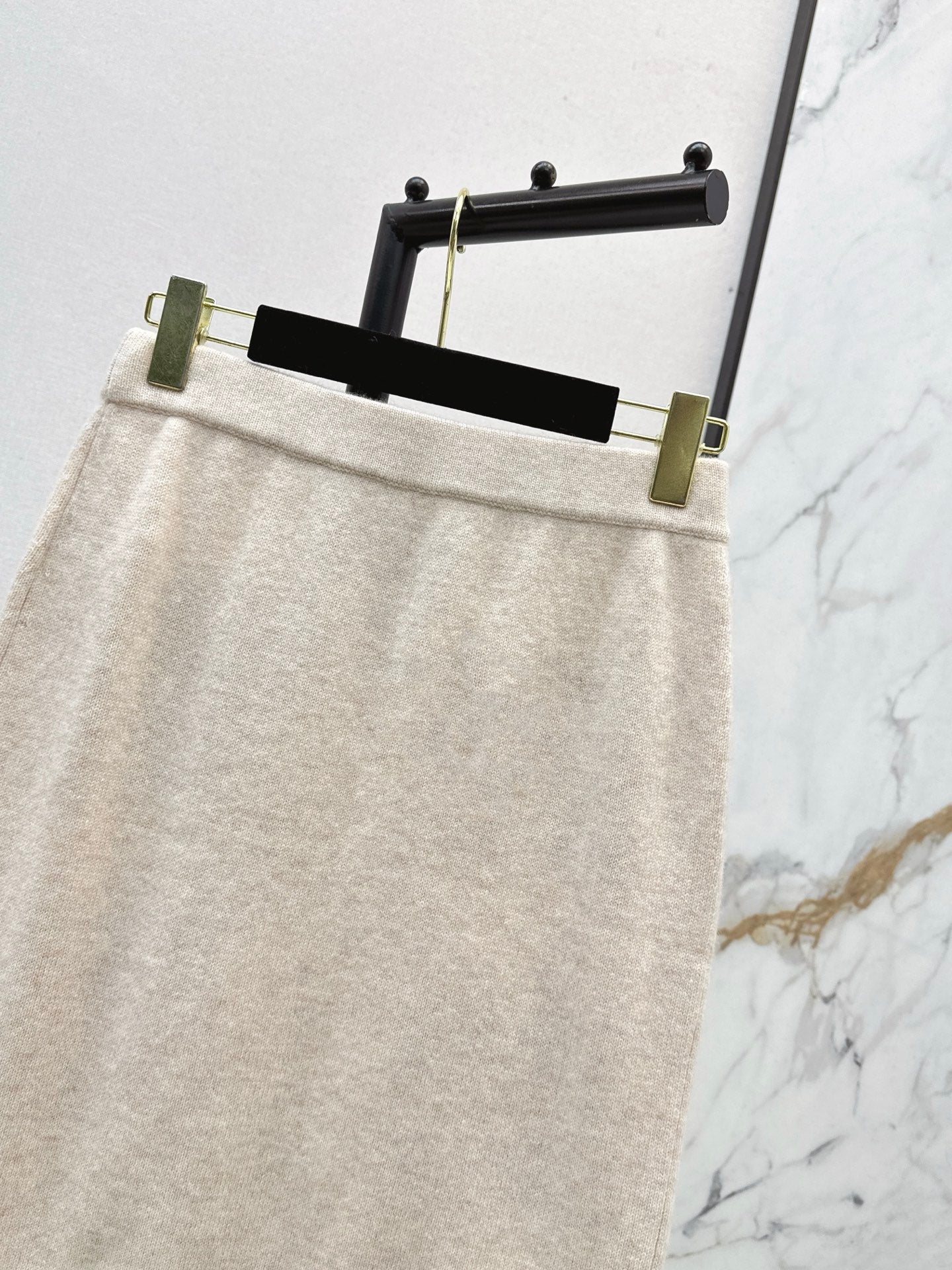 C 25 Cashmere skirt