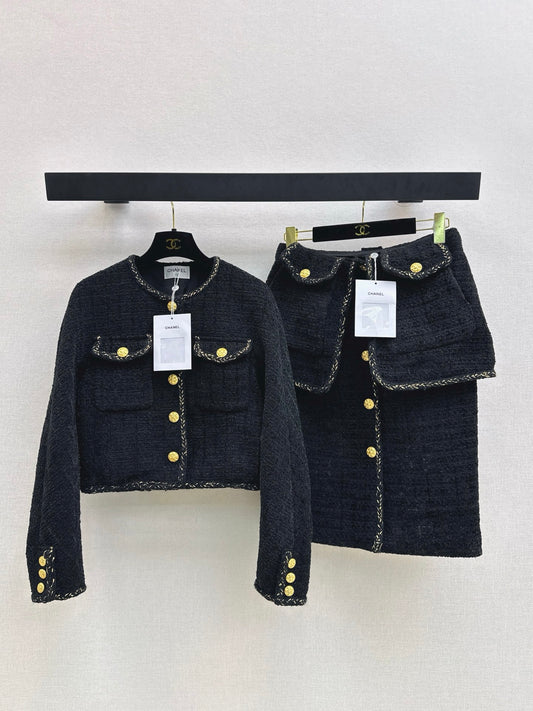 C 25 New short woven jacket + fake two-piece skirt suit🖤