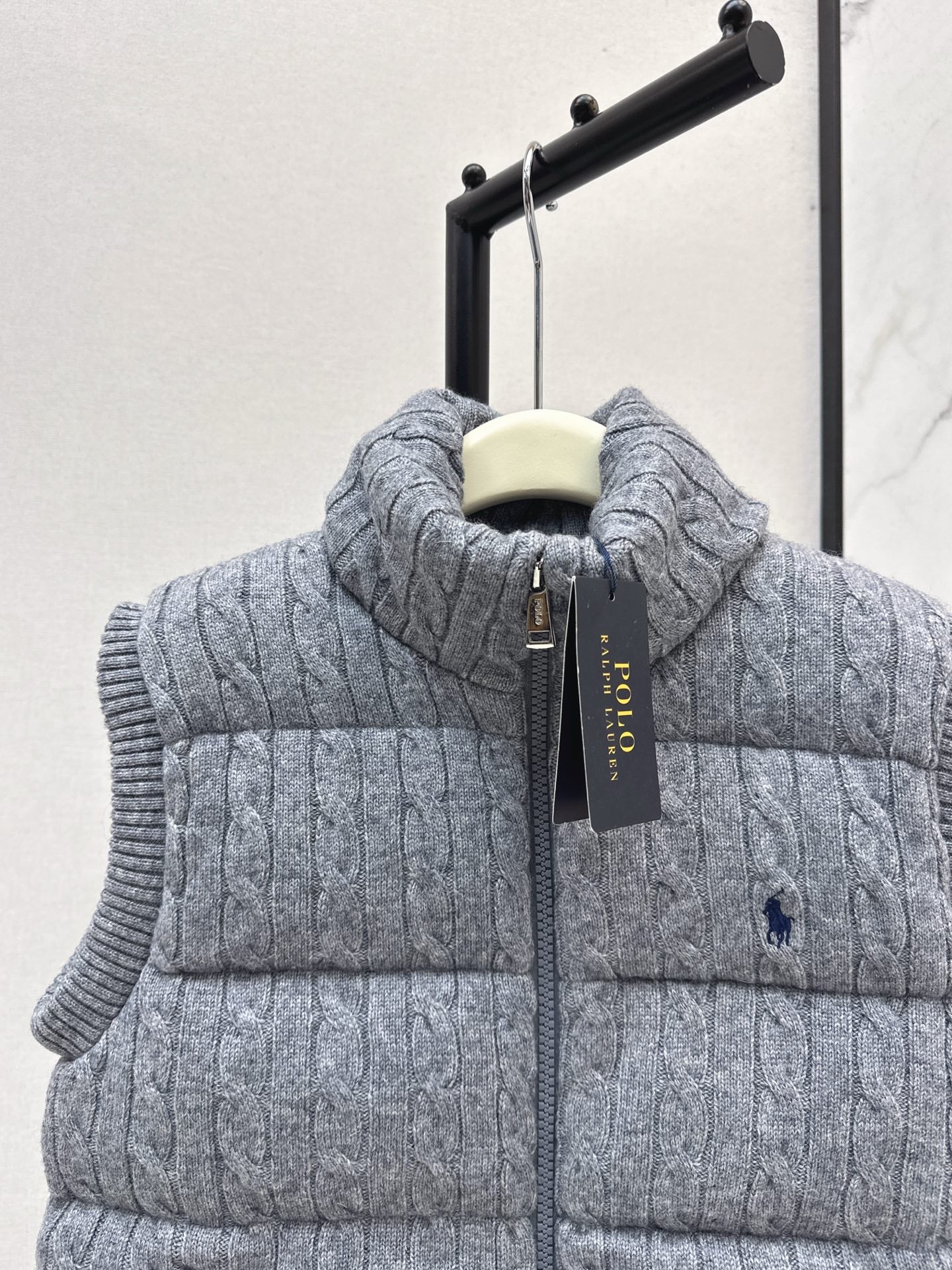 Ra 25 New wool braided knitted down vest