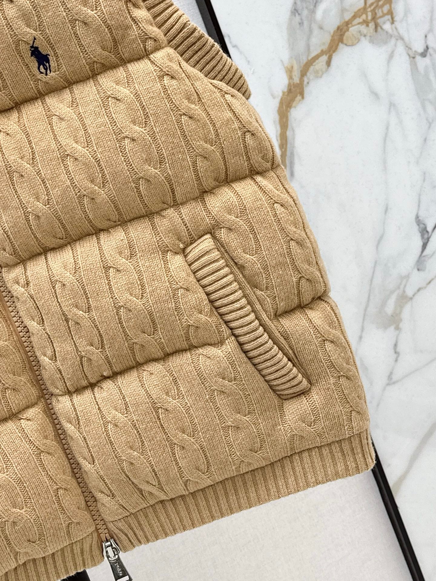 Ra 25 New wool braided knitted down vest