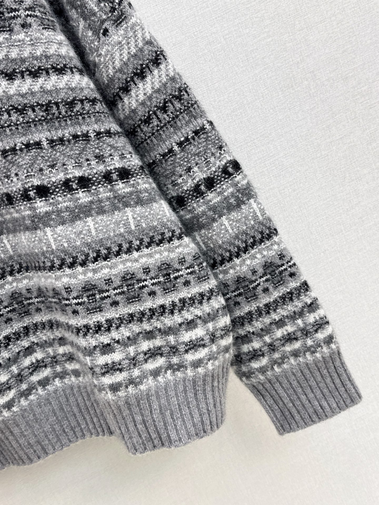 Lor 25 New Fair Isle Knitted Crew Neck Wool Sweater